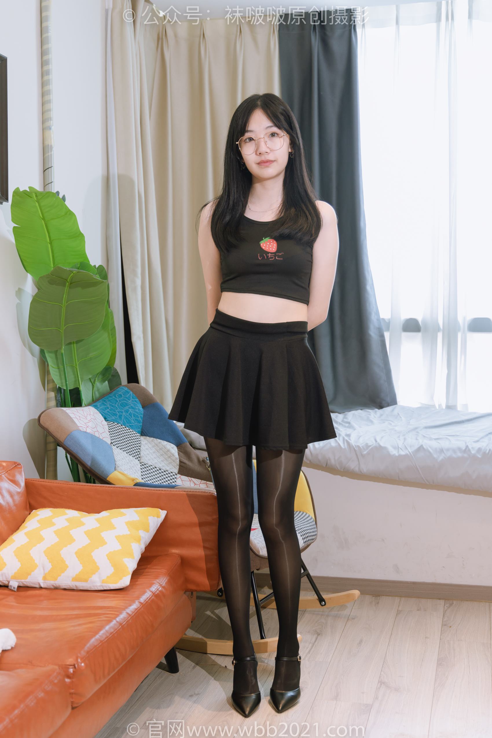 图片[99]-[BoBoSocks袜啵啵]NO.396 小甜豆-两双高跟鞋、油亮黑丝、油亮蓝丝[140P] – 速更版-美库