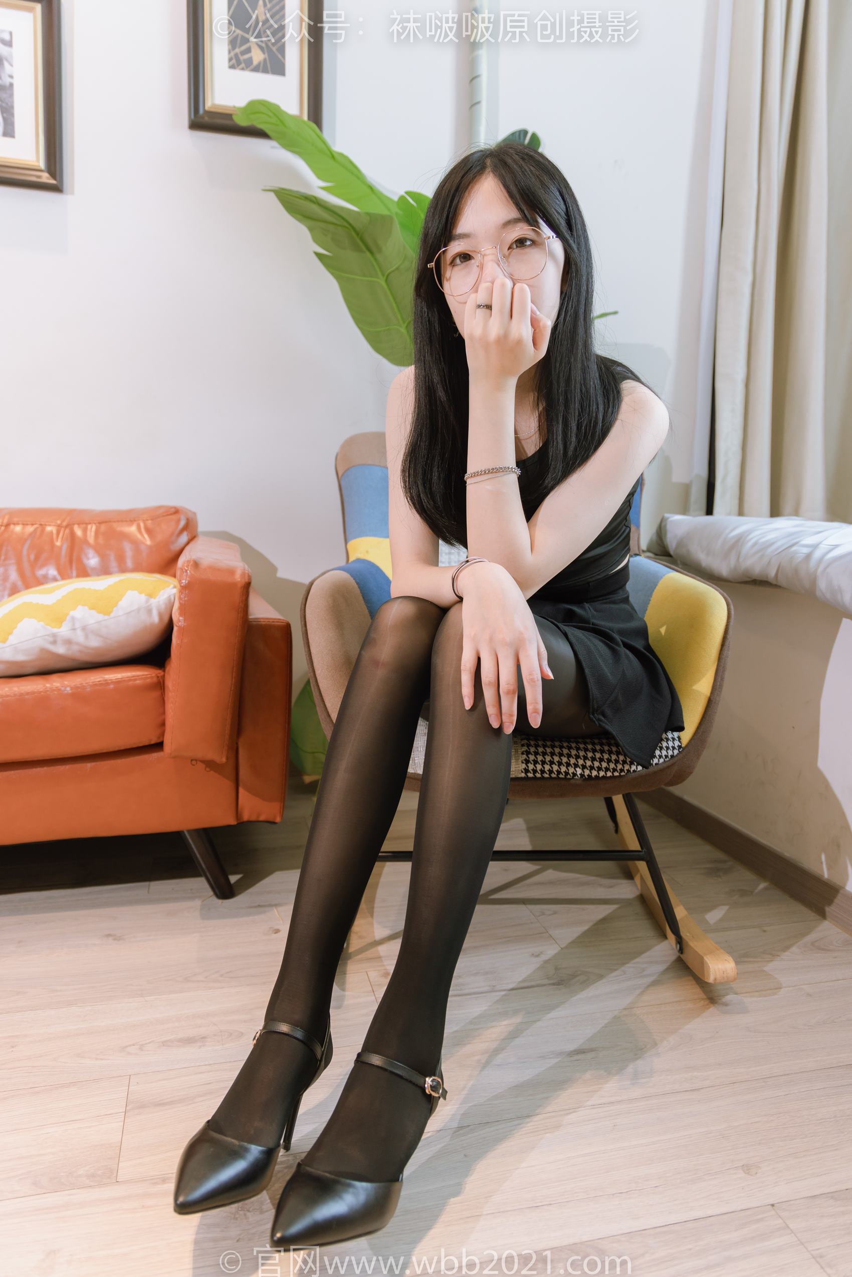 图片[116]-[BoBoSocks袜啵啵]NO.396 小甜豆-两双高跟鞋、油亮黑丝、油亮蓝丝[140P] – 速更版-美库