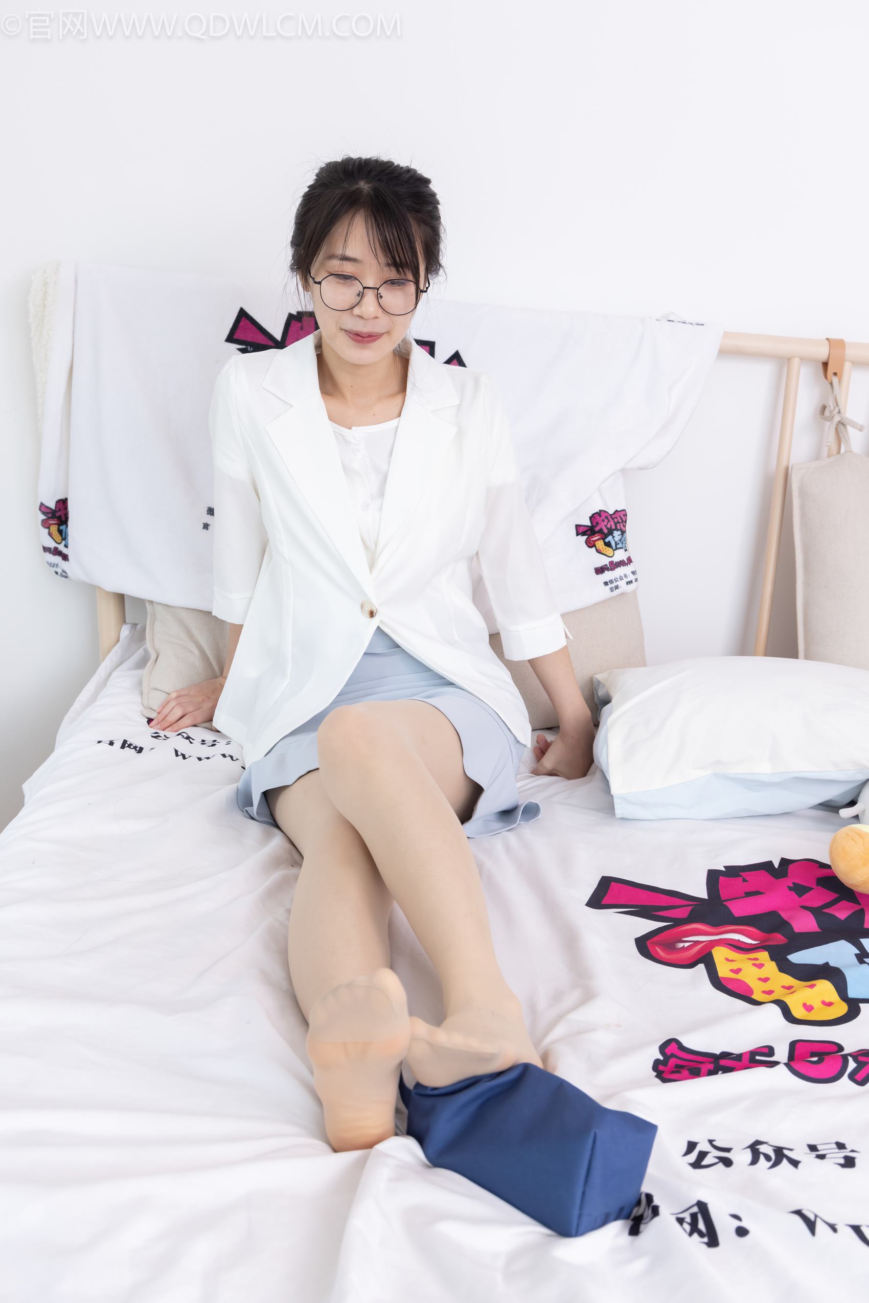 图片[145]-物恋传媒 NO.1994 菜菜-一轮明月[170P] – 速更版-美库