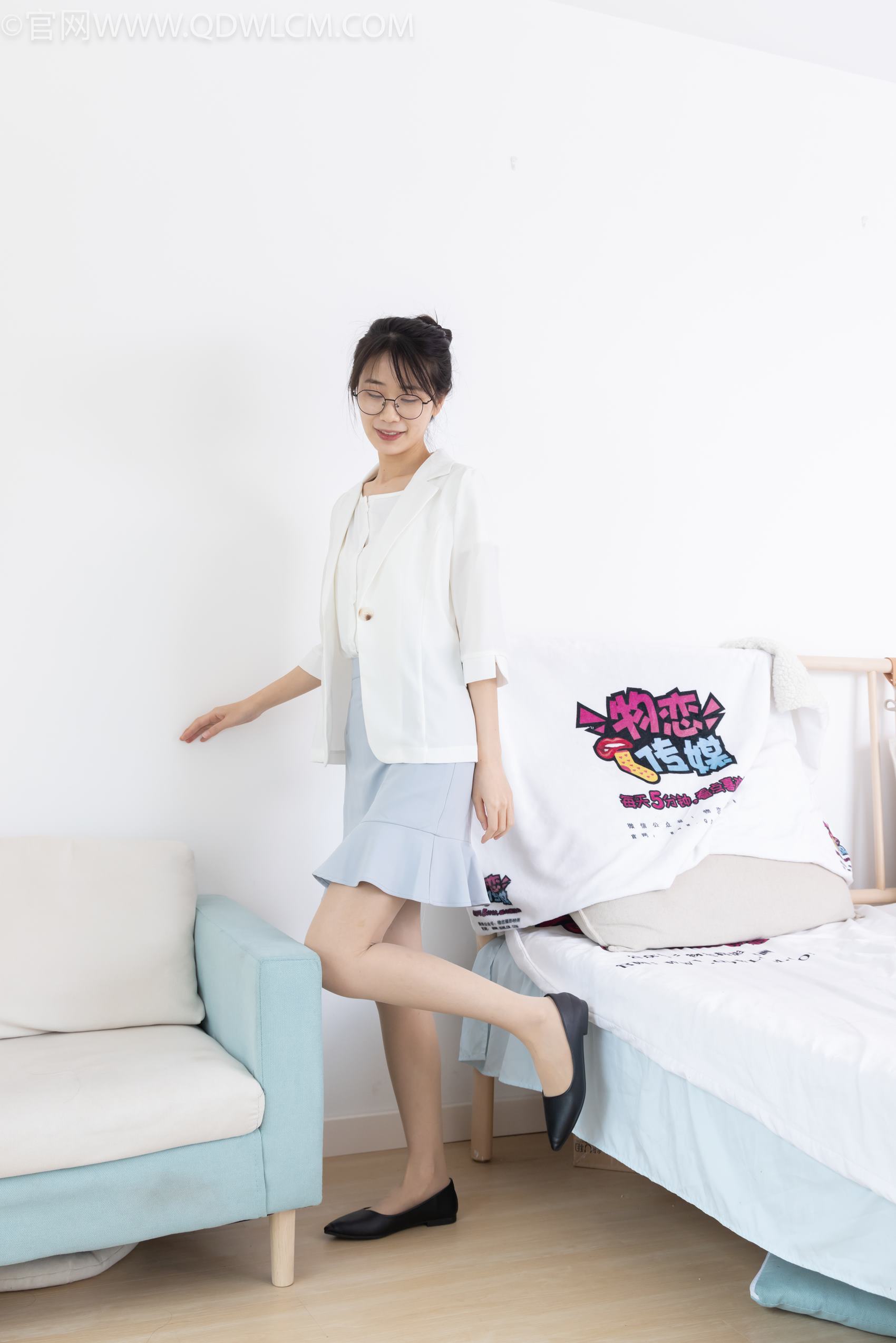 图片[153]-物恋传媒 NO.1994 菜菜-一轮明月[170P] – 速更版-美库