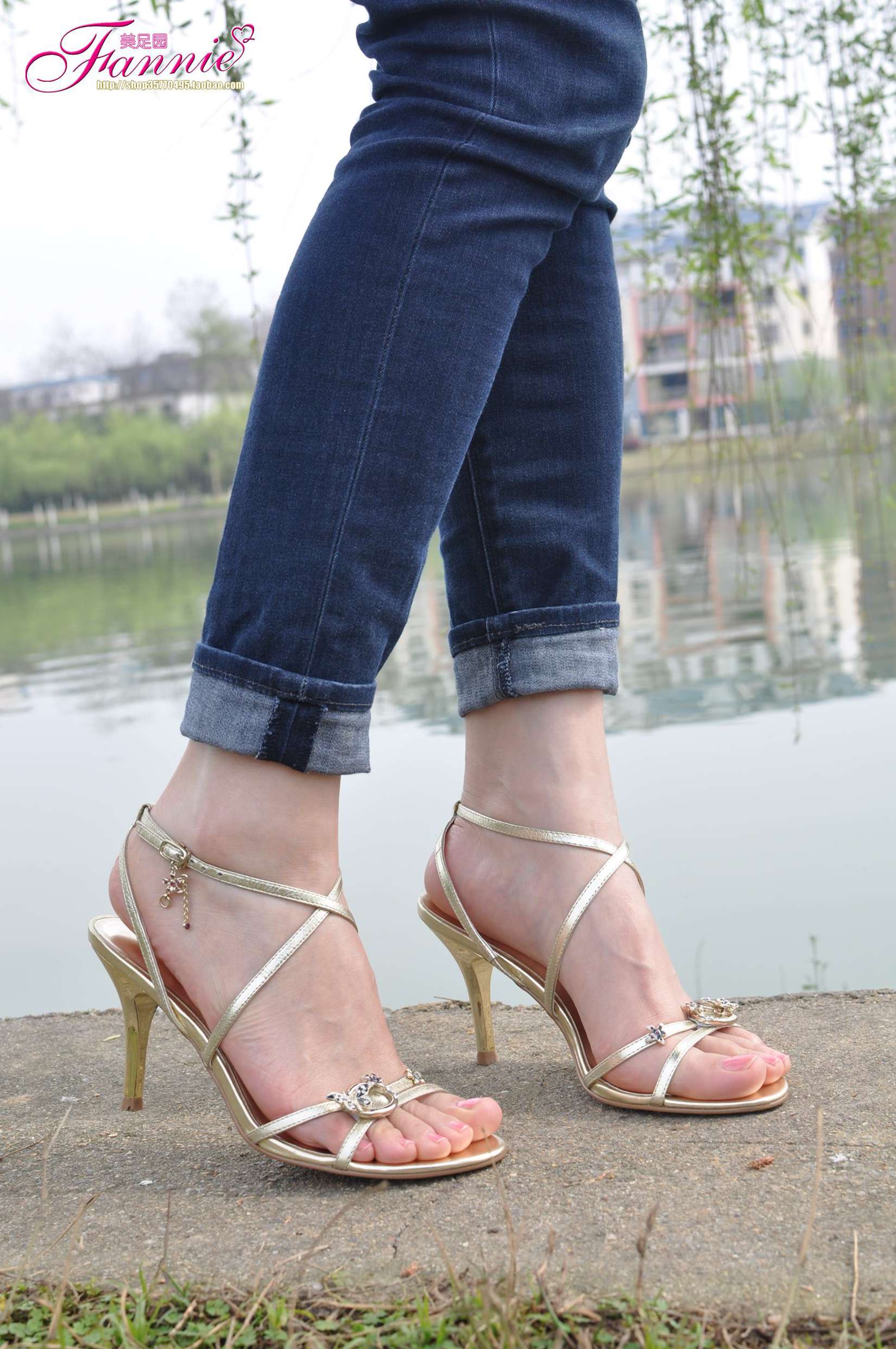 图片[32]-Fannie芬妮每足园 No.543 杨柳弄春柔 金色旋律[61P] – 速更版-美库