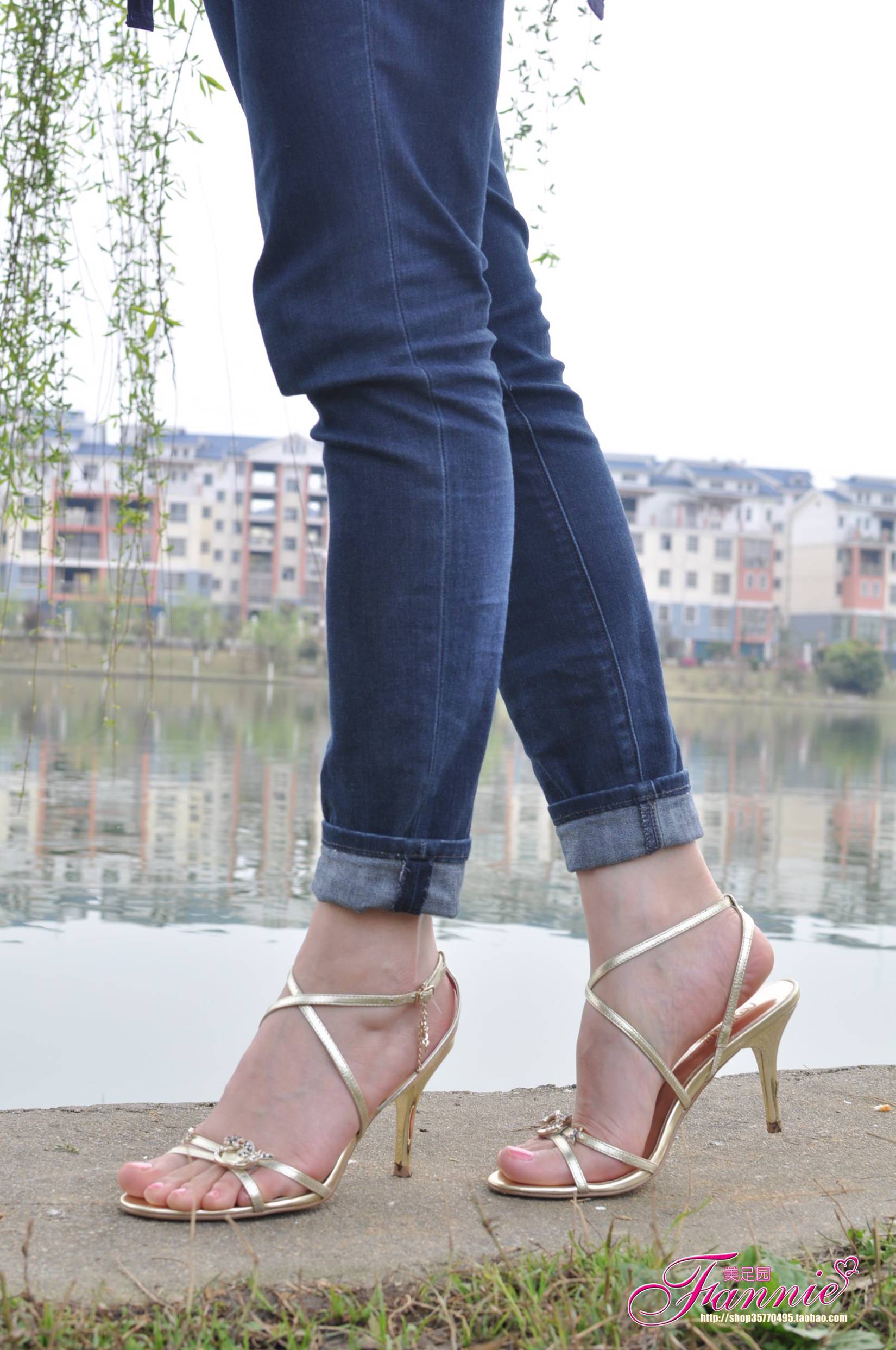 图片[35]-Fannie芬妮每足园 No.543 杨柳弄春柔 金色旋律[61P] – 速更版-美库