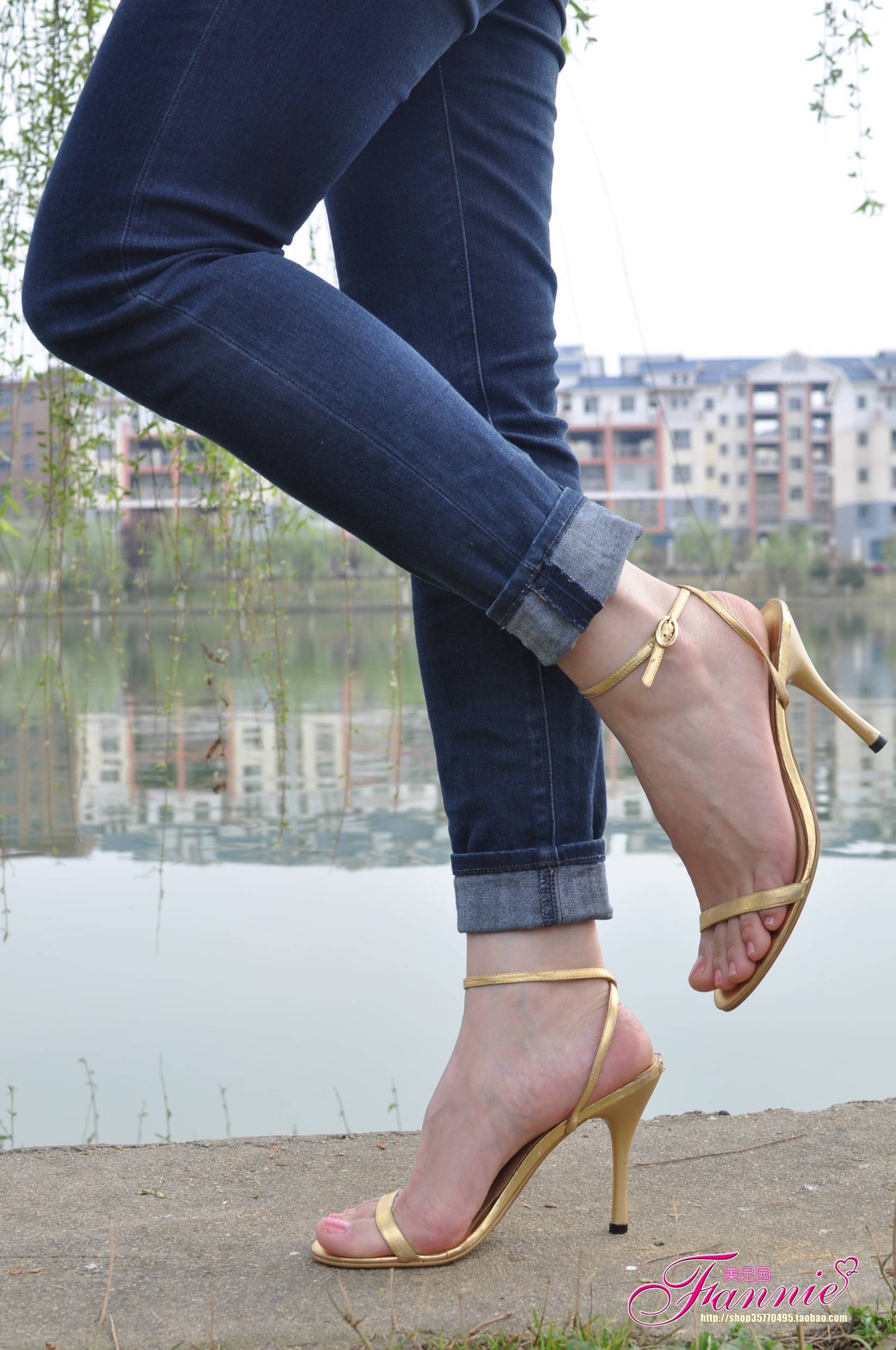 图片[64]-Fannie芬妮每足园 No.544 杨柳弄春柔 金色旋律2[76P] – 速更版-美库