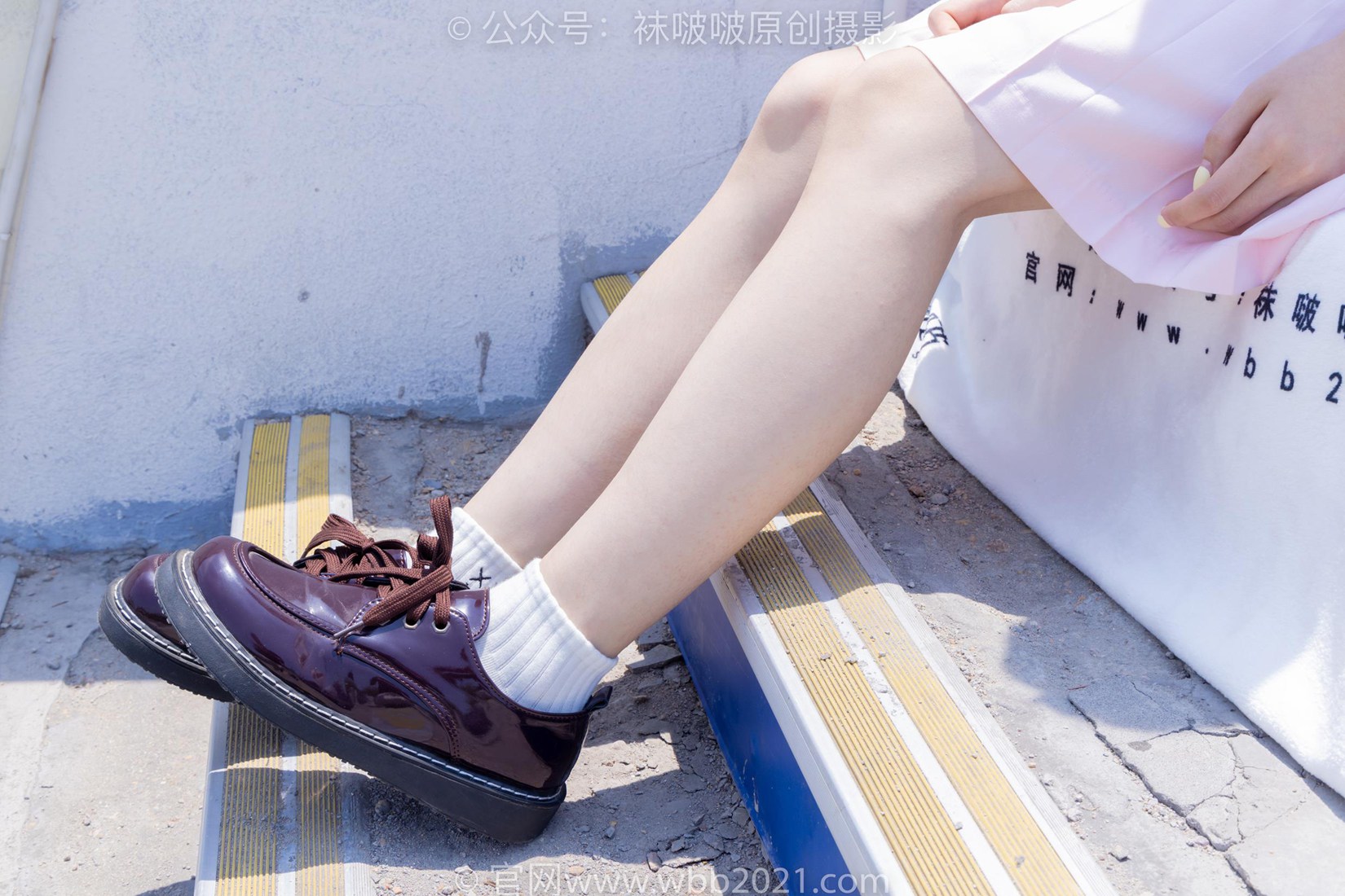 图片[29]-[BoBoSocks袜啵啵]NO.399 糯米-皮鞋、白棉袜、jk制服[145P] – 速更版-美库