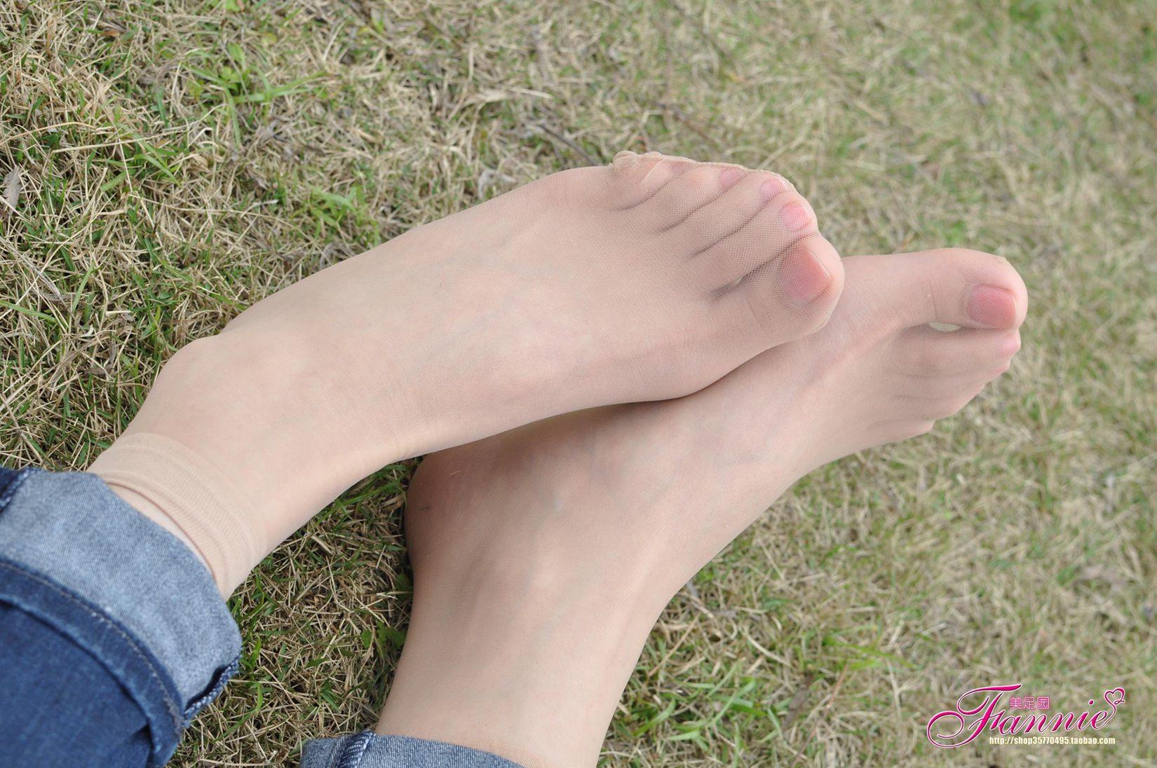 图片[62]-Fannie芬妮每足园 No.547 野草闲花蓬春生 极致高跟肉丝[72P] – 速更版-美库