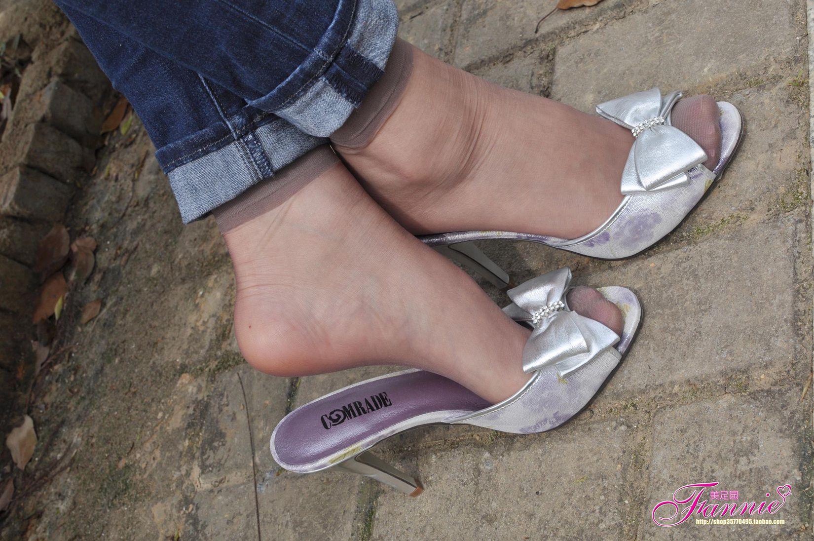 图片[35]-Fannie芬妮每足园 No.549 野草闲花蓬春生 凉拖灰丝[66P] – 速更版-美库