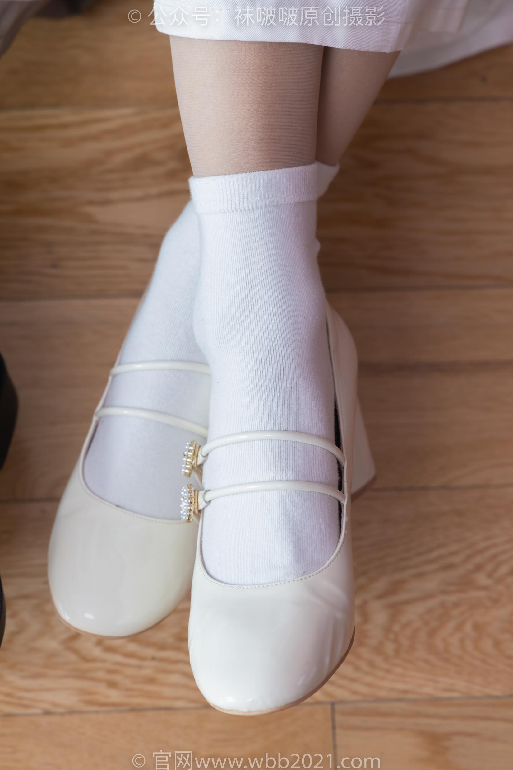 图片[20]-[BoBoSocks袜啵啵]NO.400 奶油甜甜圈-两双高跟鞋、白棉袜、肉丝[158P] – 速更版-美库