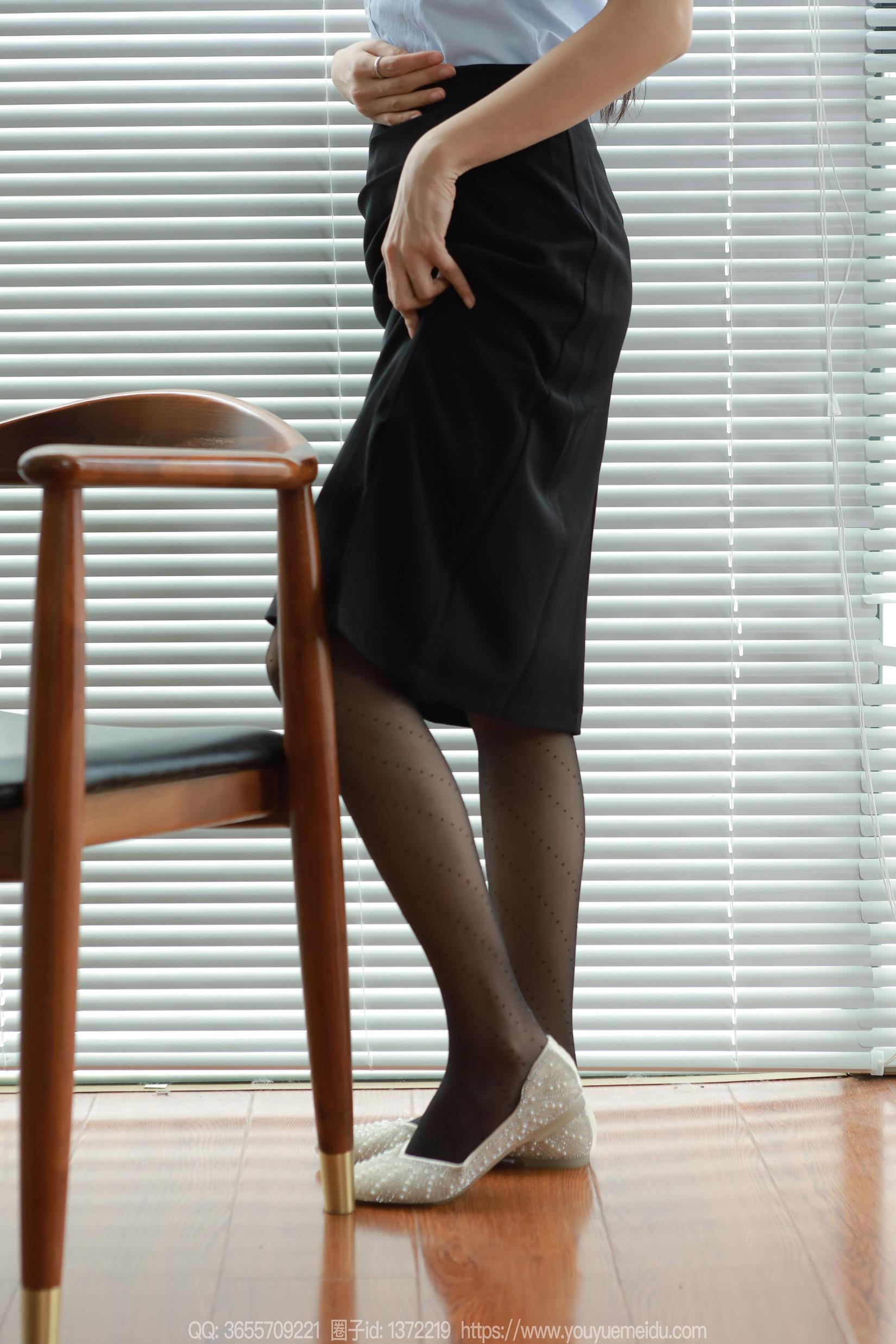 图片[43]-[IESS异思趣向] 2024.06.12 丝享家1766：小宝《迷人波点》[78P] – 速更版-美库