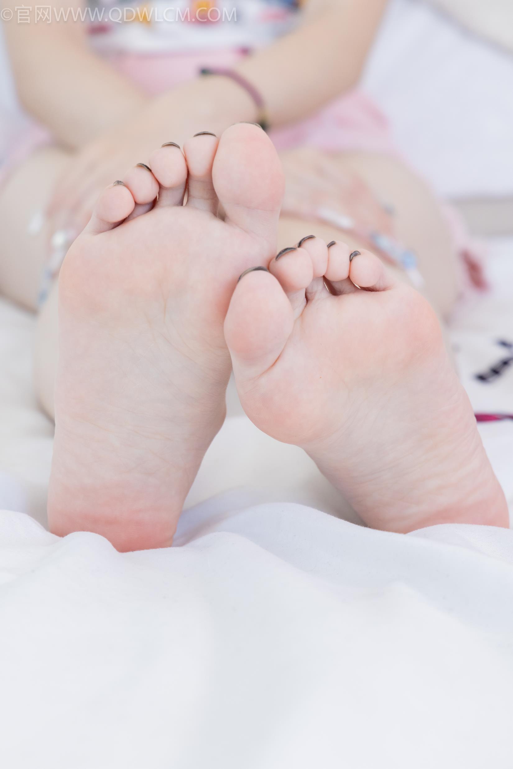 图片[132]-物恋传媒 NO.1999 恬恬-向云端[156P] – 速更版-美库