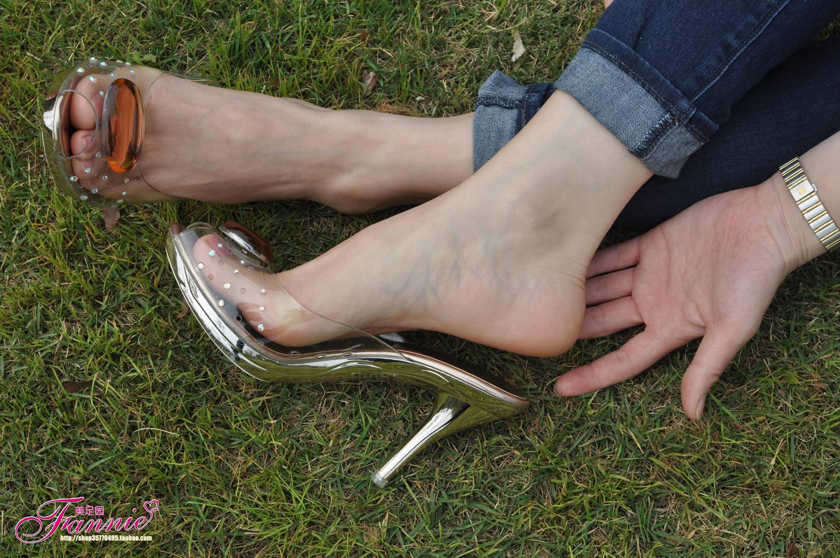 图片[57]-Fannie芬妮每足园 No.553 野草闲花蓬春生 透明凉拖[68P] – 速更版-美库