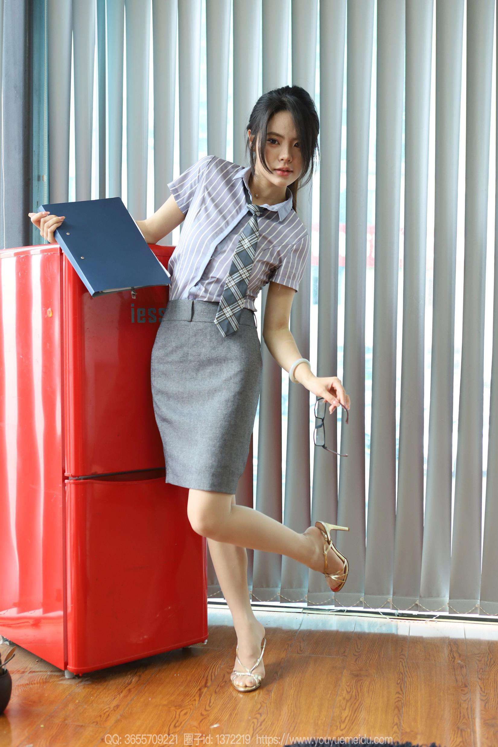 图片[74]-[IESS异思趣向] 2024.06.13 丝享家1767：兔兔《职场小妹》[88P] – 速更版-美库