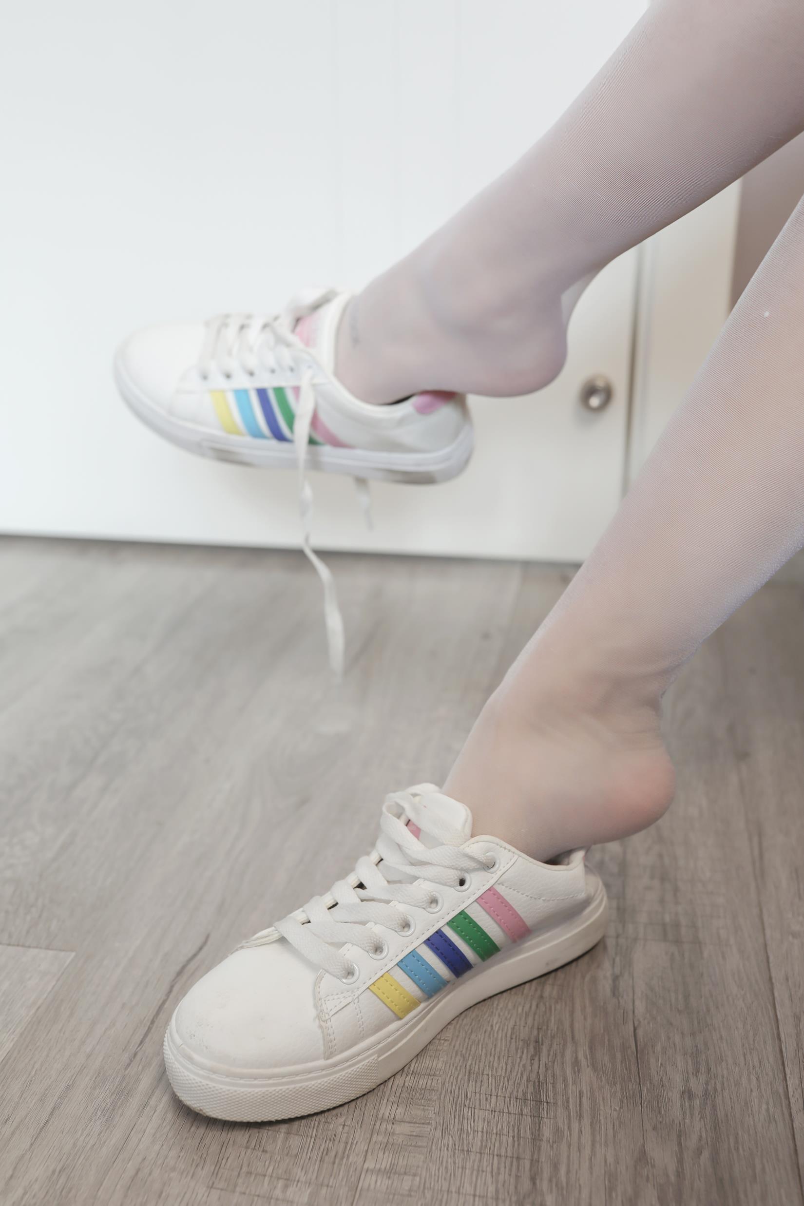 图片[141]-[MZSOCK]爱美足 NO.291 露露[142P] – 速更版-美库