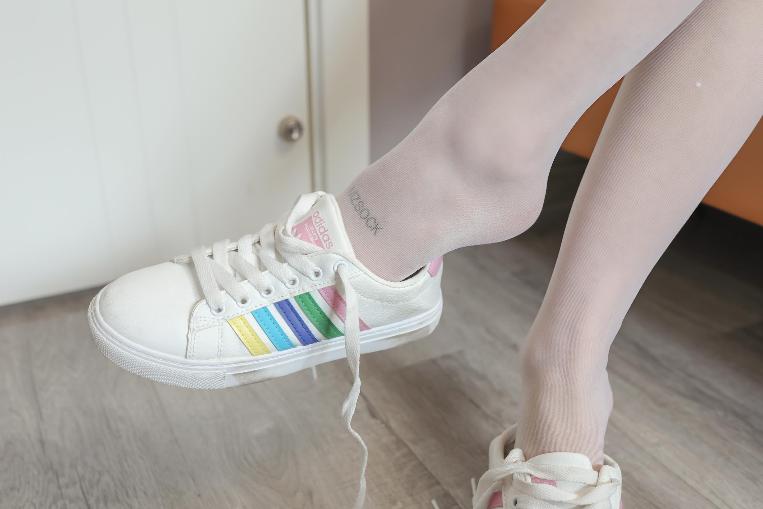 图片[142]-[MZSOCK]爱美足 NO.291 露露[142P] – 速更版-美库