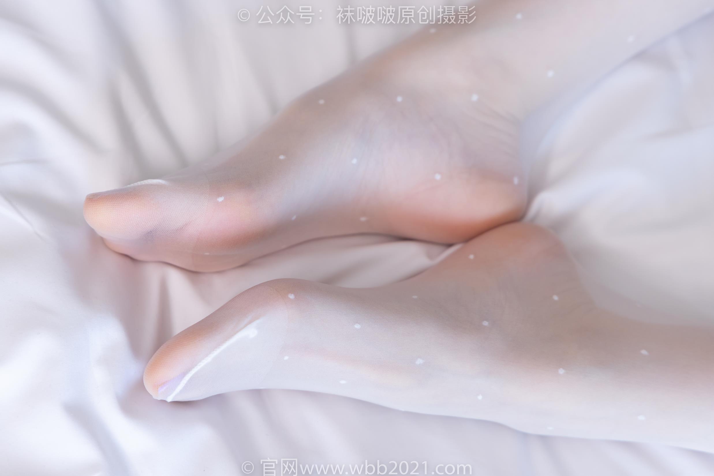 图片[73]-[BoBoSocks袜啵啵]NO.403 稚予-高跟鞋、板鞋、波点黑丝、波点白丝[145P] – 速更版-美库