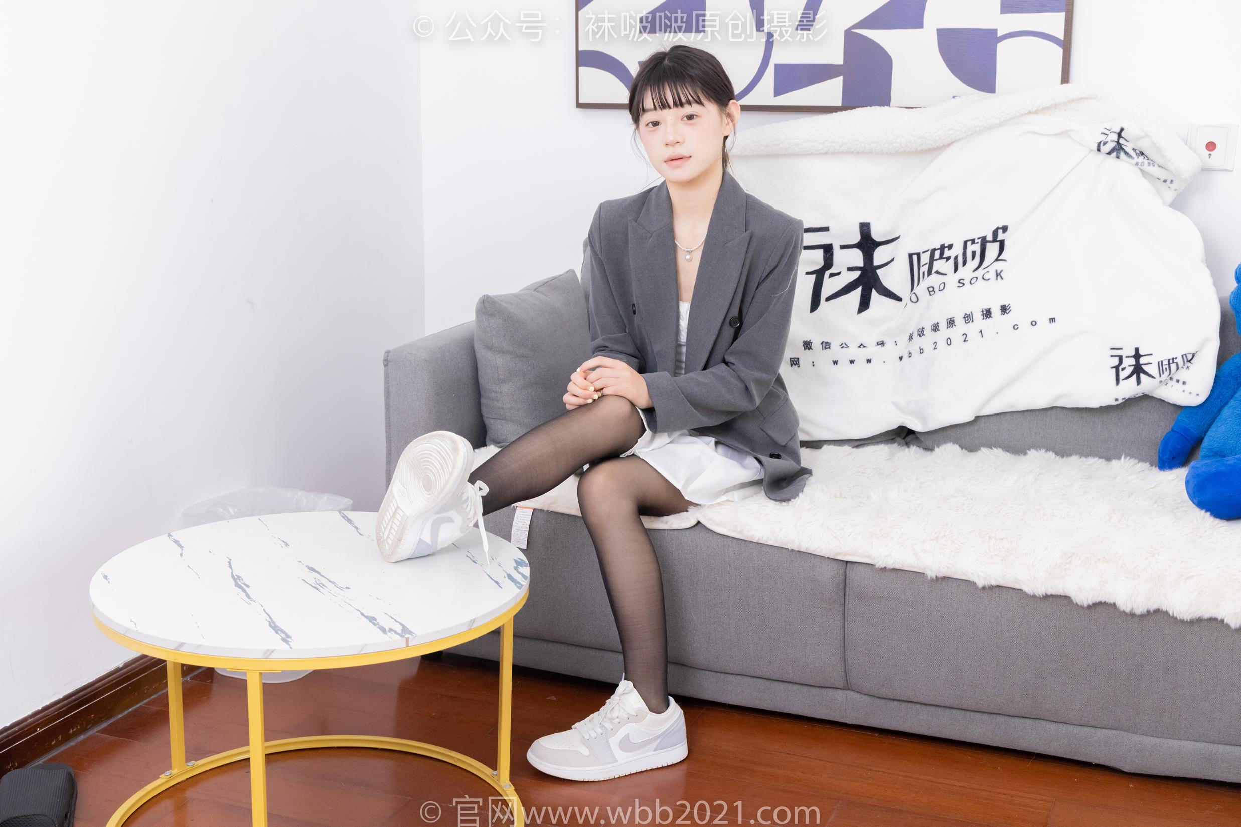 图片[37]-[BoBoSocks袜啵啵]NO.404 糯米-板鞋、黑丝、ol风[143P] – 速更版-美库