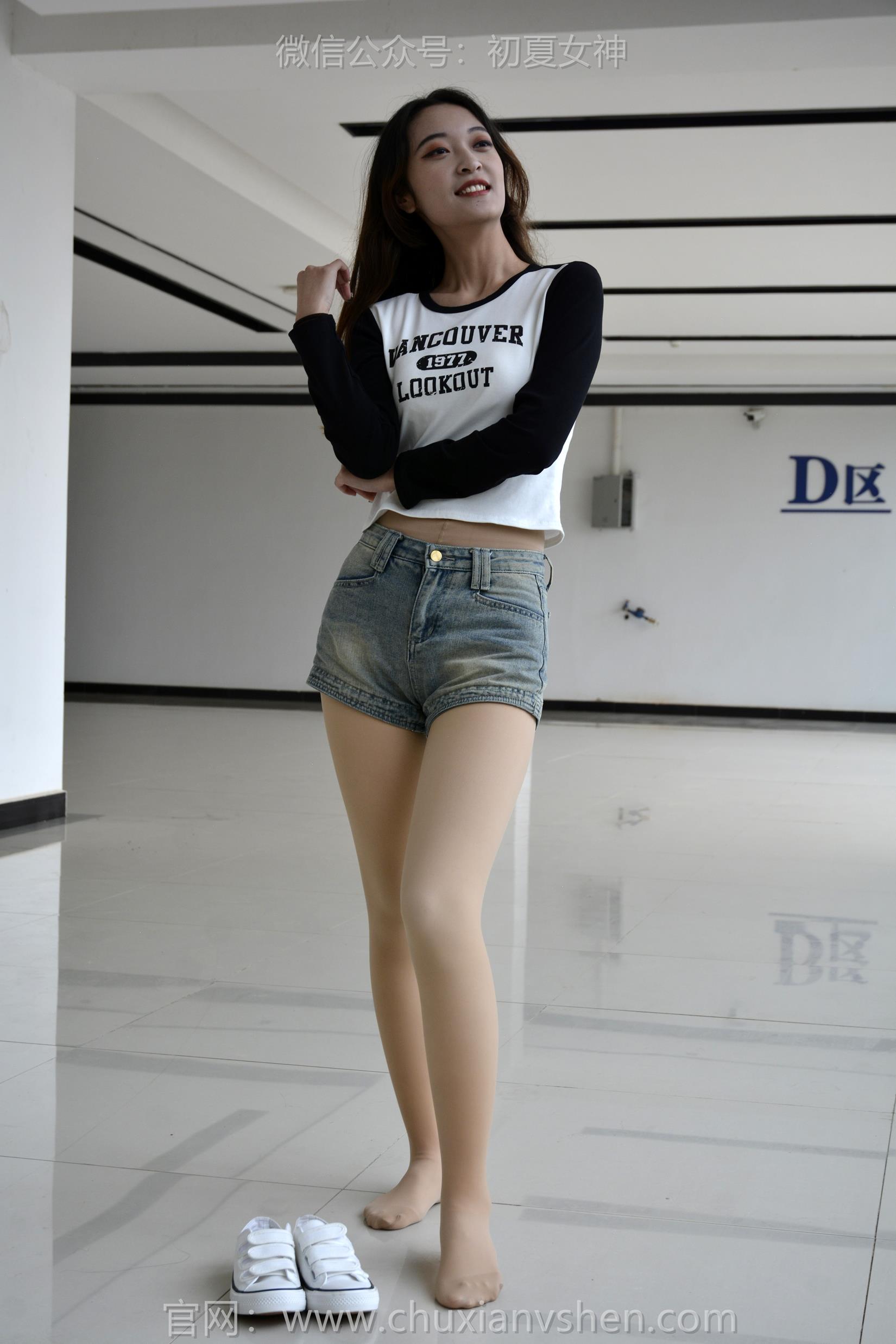 图片[113]-初夏女神 NO.160 依依 走走拍拍[130P] – 速更版-美库