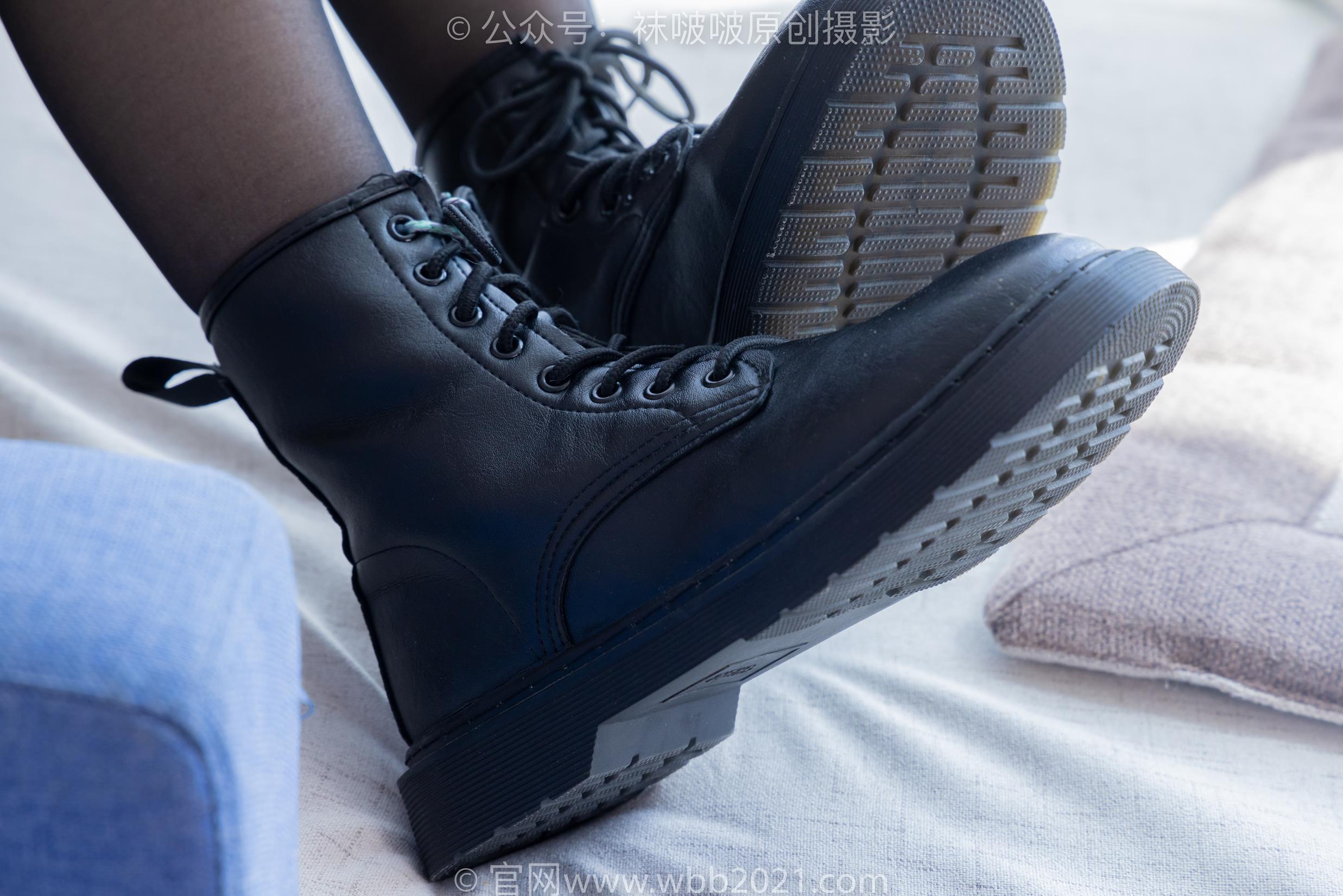 图片[36]-[BoBoSocks袜啵啵]NO.406 甜甜圈-马丁靴、黑丝[150P] – 速更版-美库