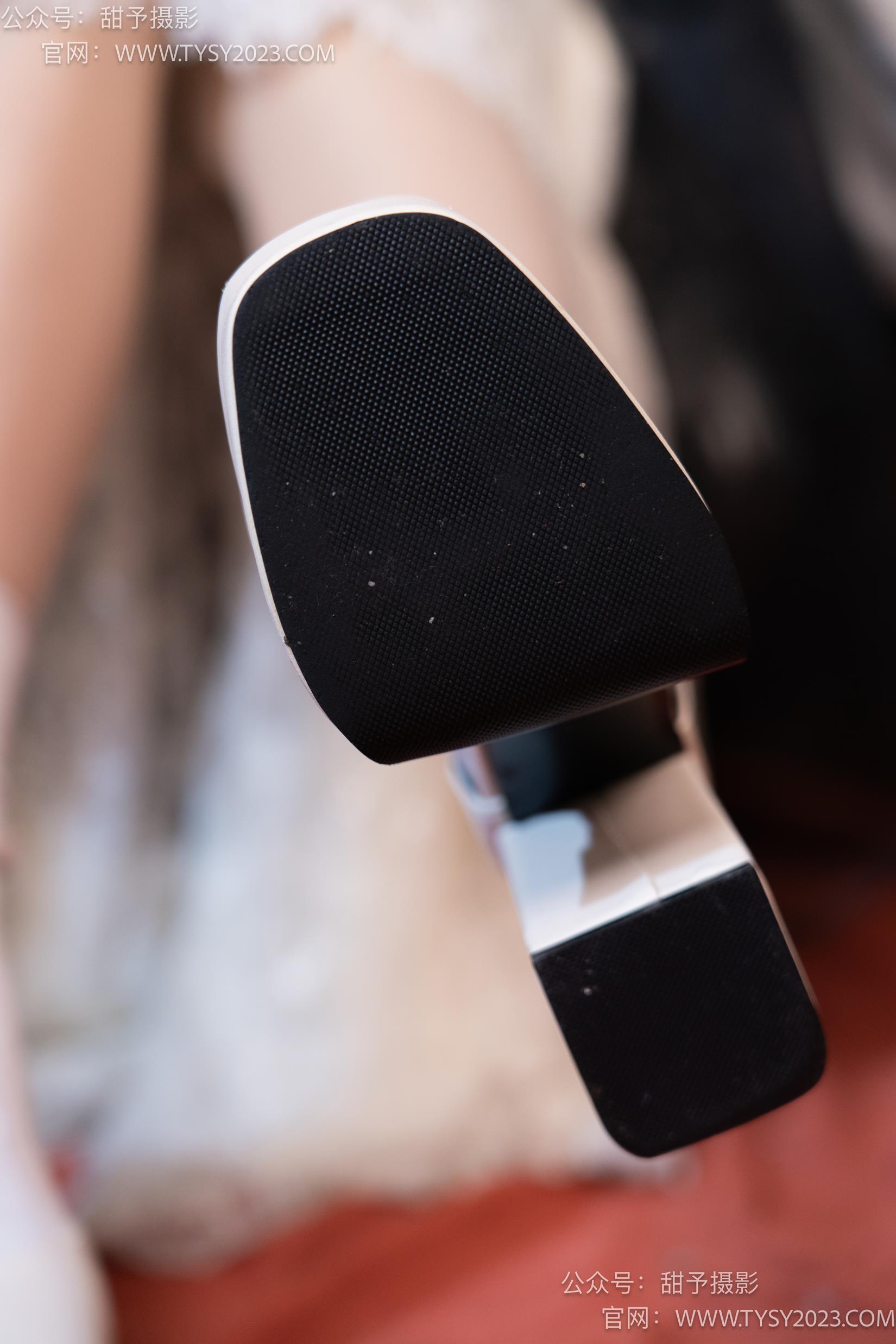 图片[41]-甜予摄影 NO.027 鱼鱼-高跟鞋、白棉袜、肉丝[103P] – 速更版-美库