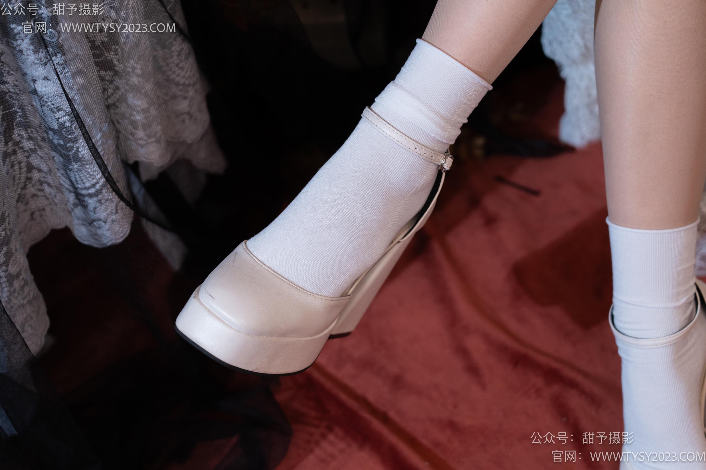 图片[51]-甜予摄影 NO.027 鱼鱼-高跟鞋、白棉袜、肉丝[103P] – 速更版-美库