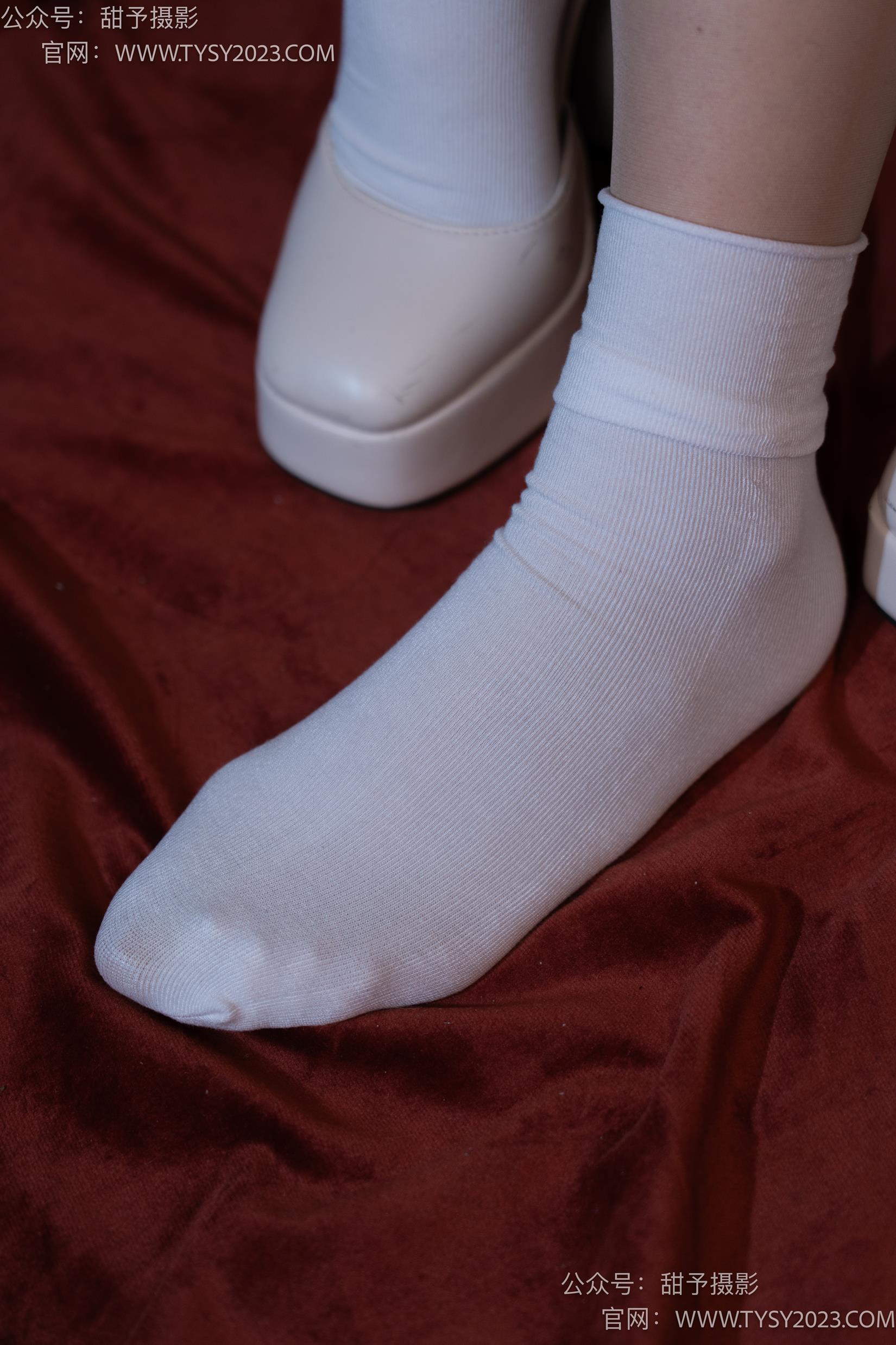 图片[54]-甜予摄影 NO.027 鱼鱼-高跟鞋、白棉袜、肉丝[103P] – 速更版-美库