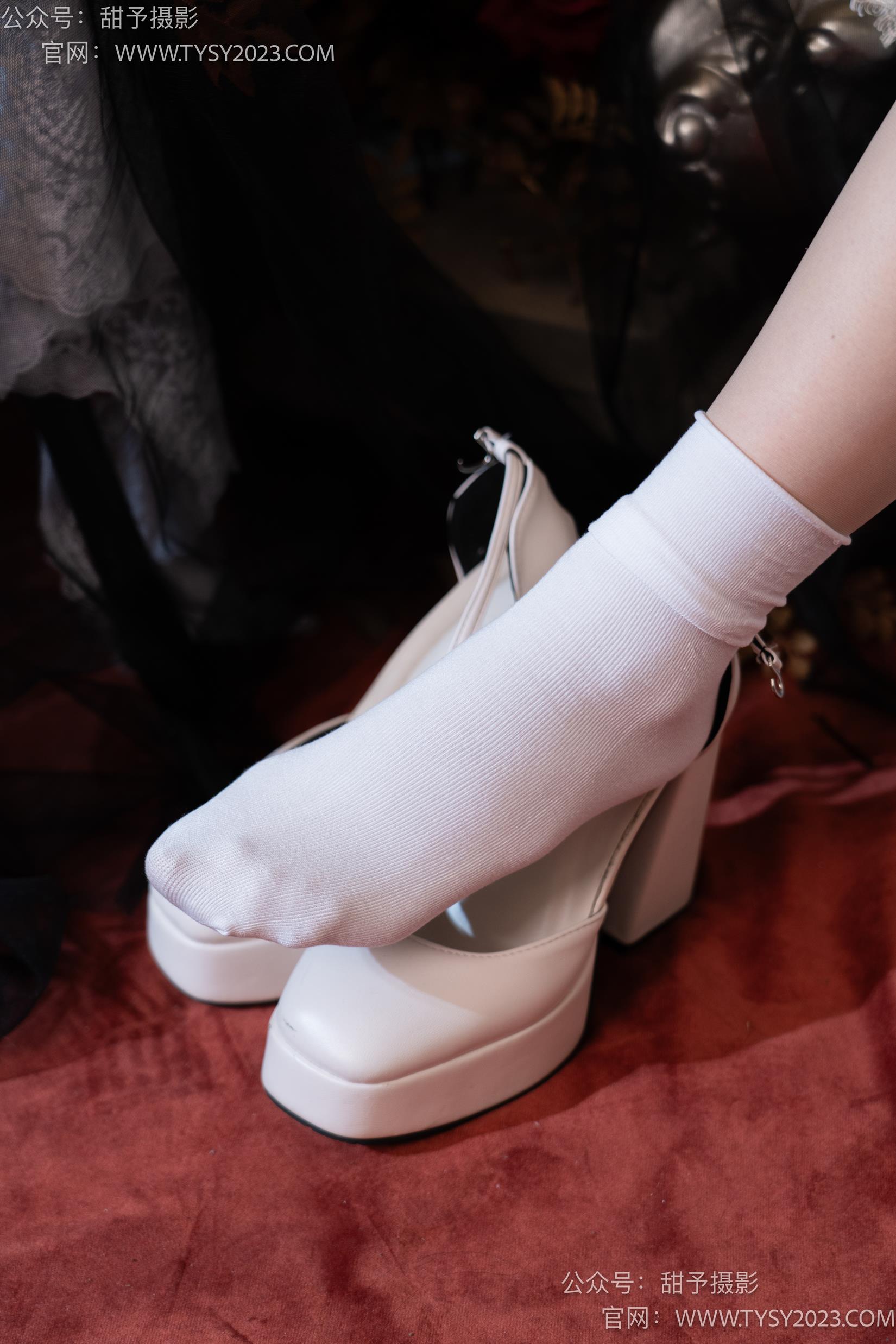 图片[71]-甜予摄影 NO.027 鱼鱼-高跟鞋、白棉袜、肉丝[103P] – 速更版-美库