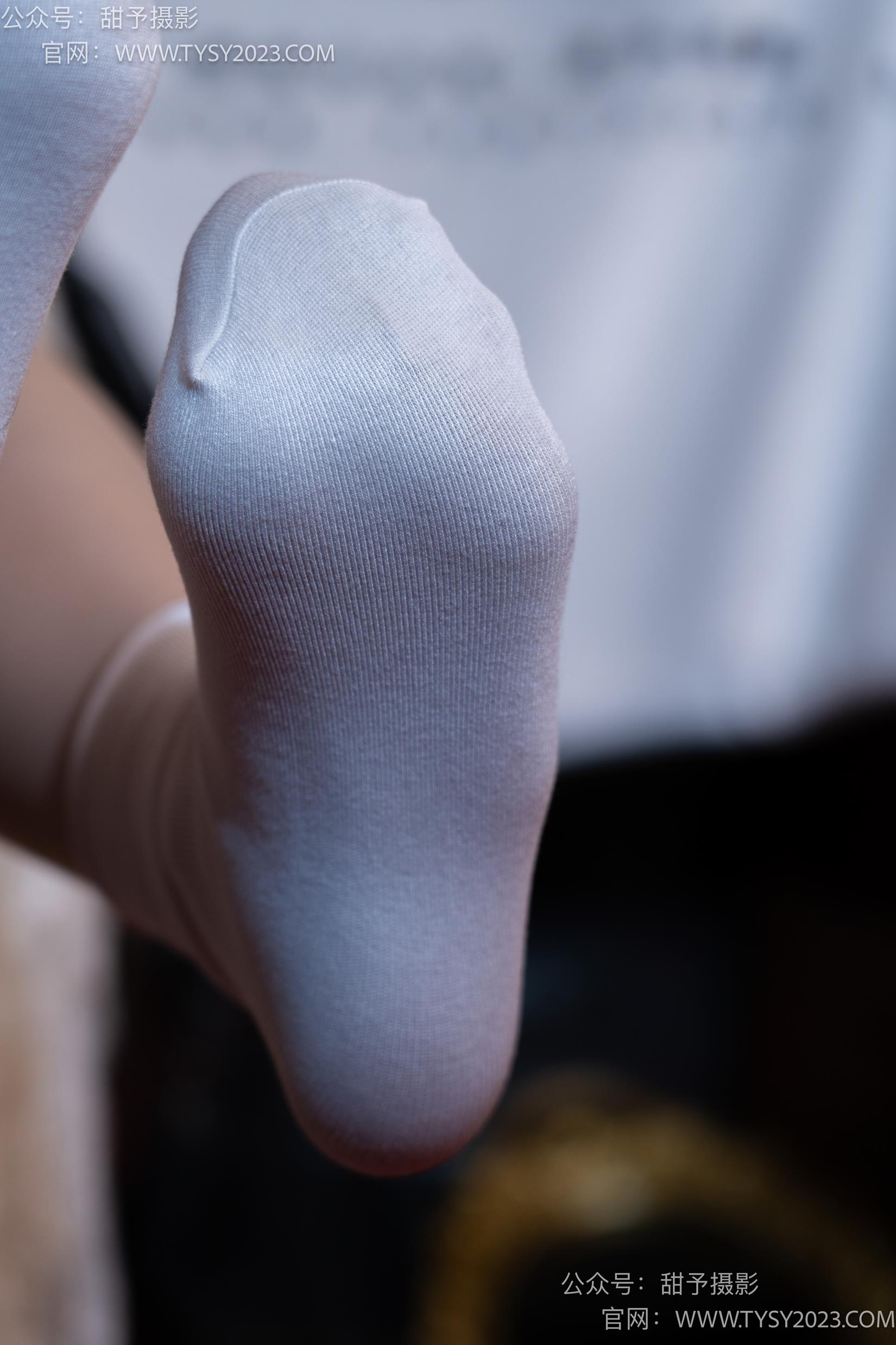图片[75]-甜予摄影 NO.027 鱼鱼-高跟鞋、白棉袜、肉丝[103P] – 速更版-美库
