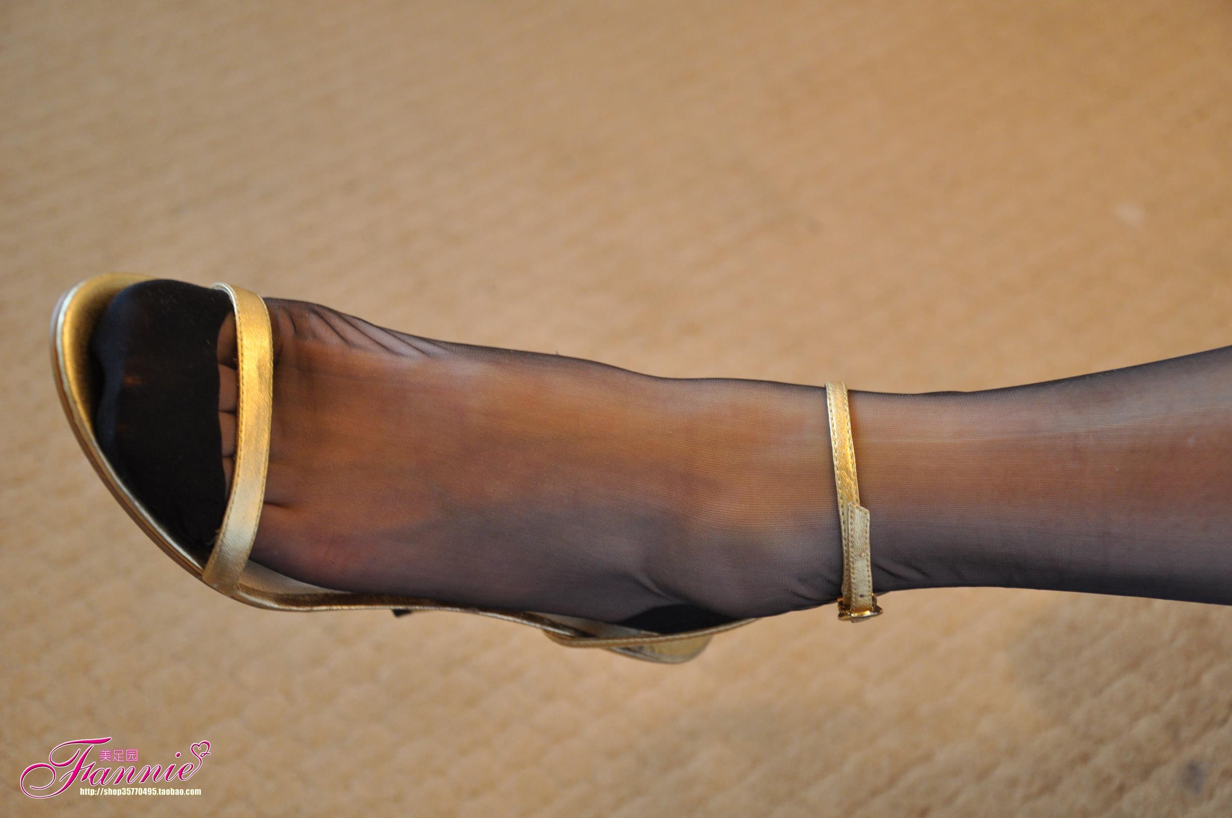 图片[94]-Fannie芬妮每足园 No.561 夜媚迷情 黑色纯丝高跟[93P] – 速更版-美库