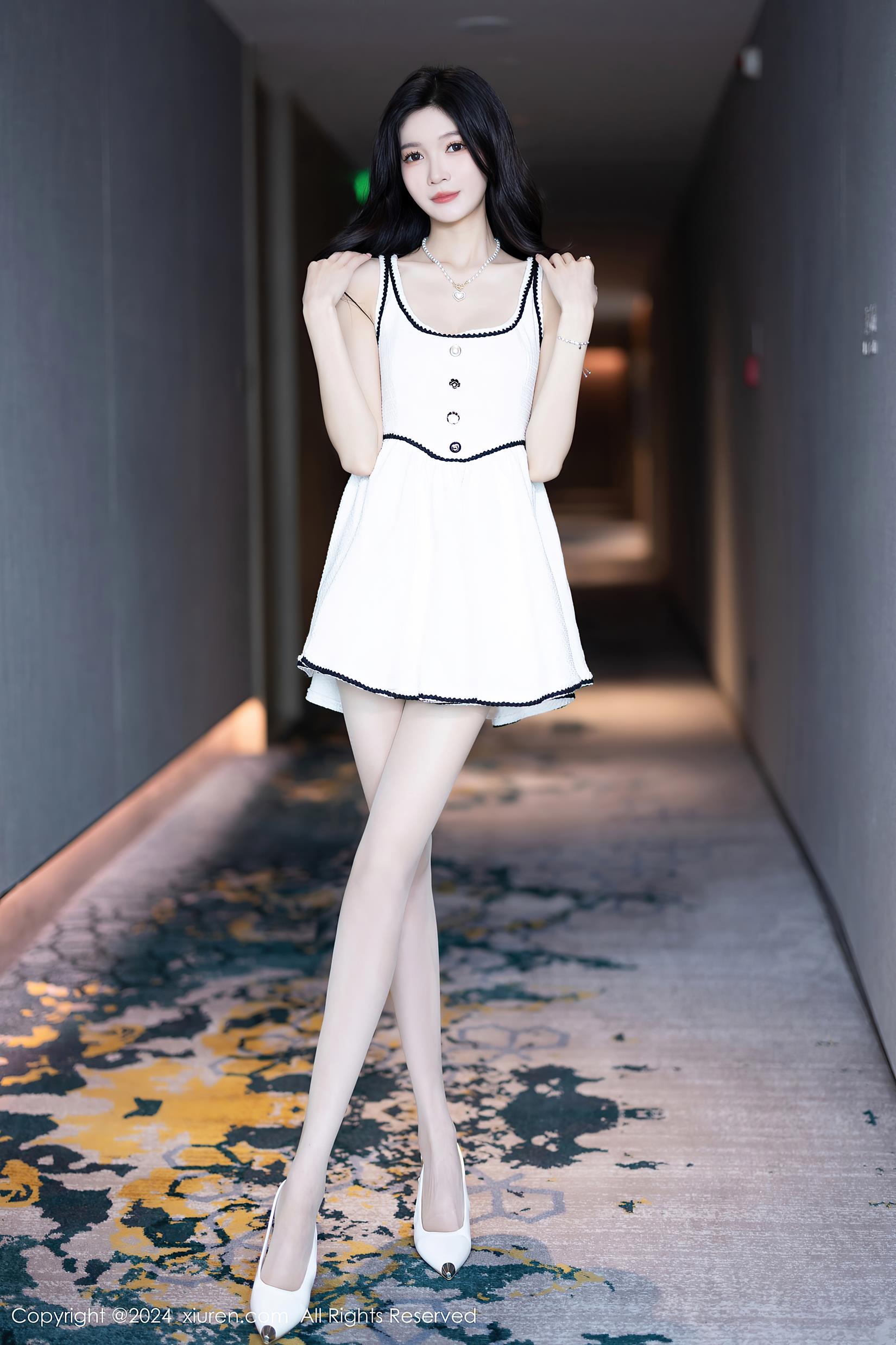 [Xiuren秀人网]2024.07.15 NO.8861 程程程- 你认为我是渣女吗 [32+1P] - 速更版-艺库
