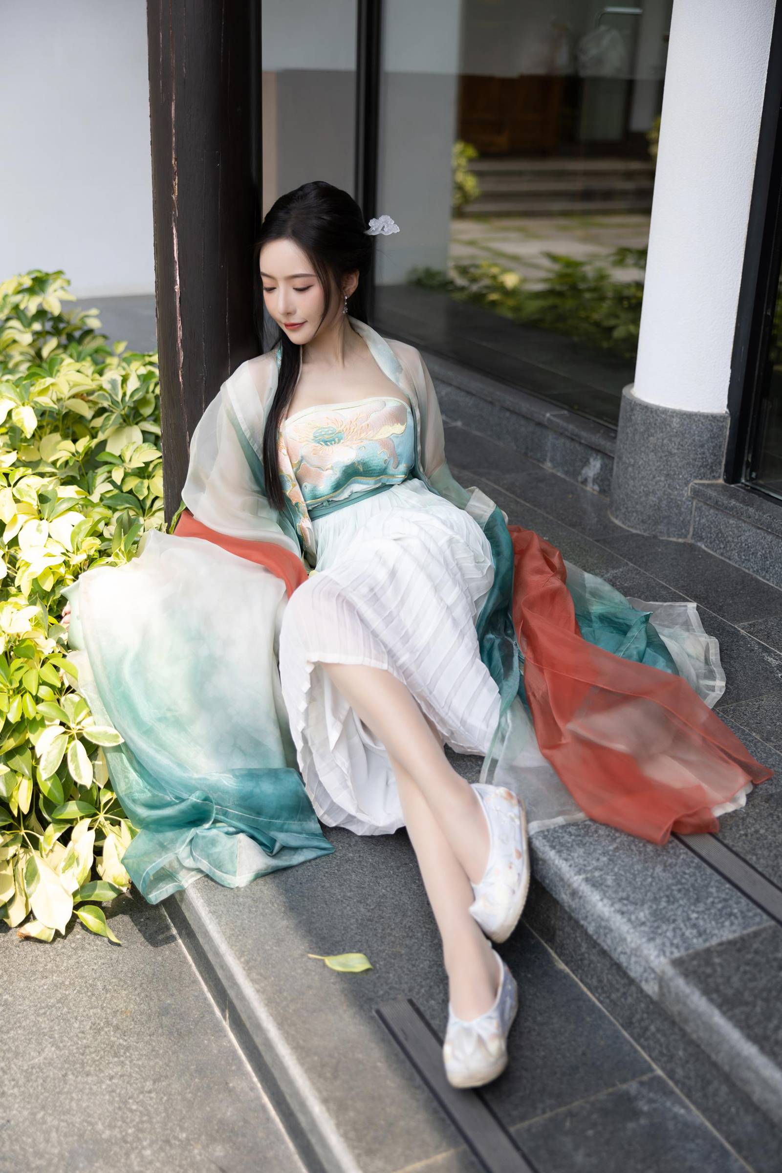 图片[27]-王馨瑶Yanni – 绿色古装-瀑布[48P] – 速更版-美库