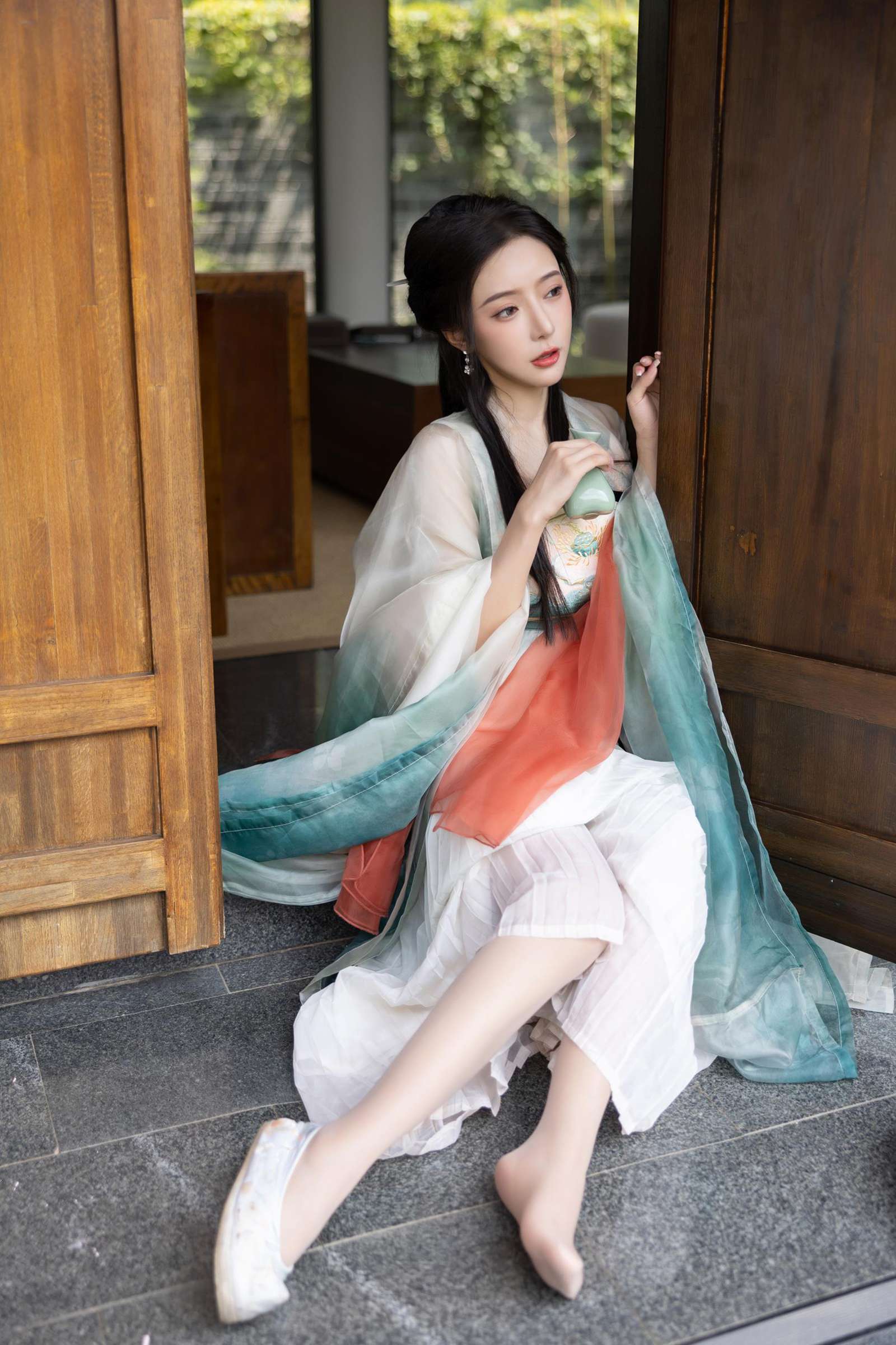 图片[37]-王馨瑶Yanni – 绿色古装-瀑布[48P] – 速更版-美库