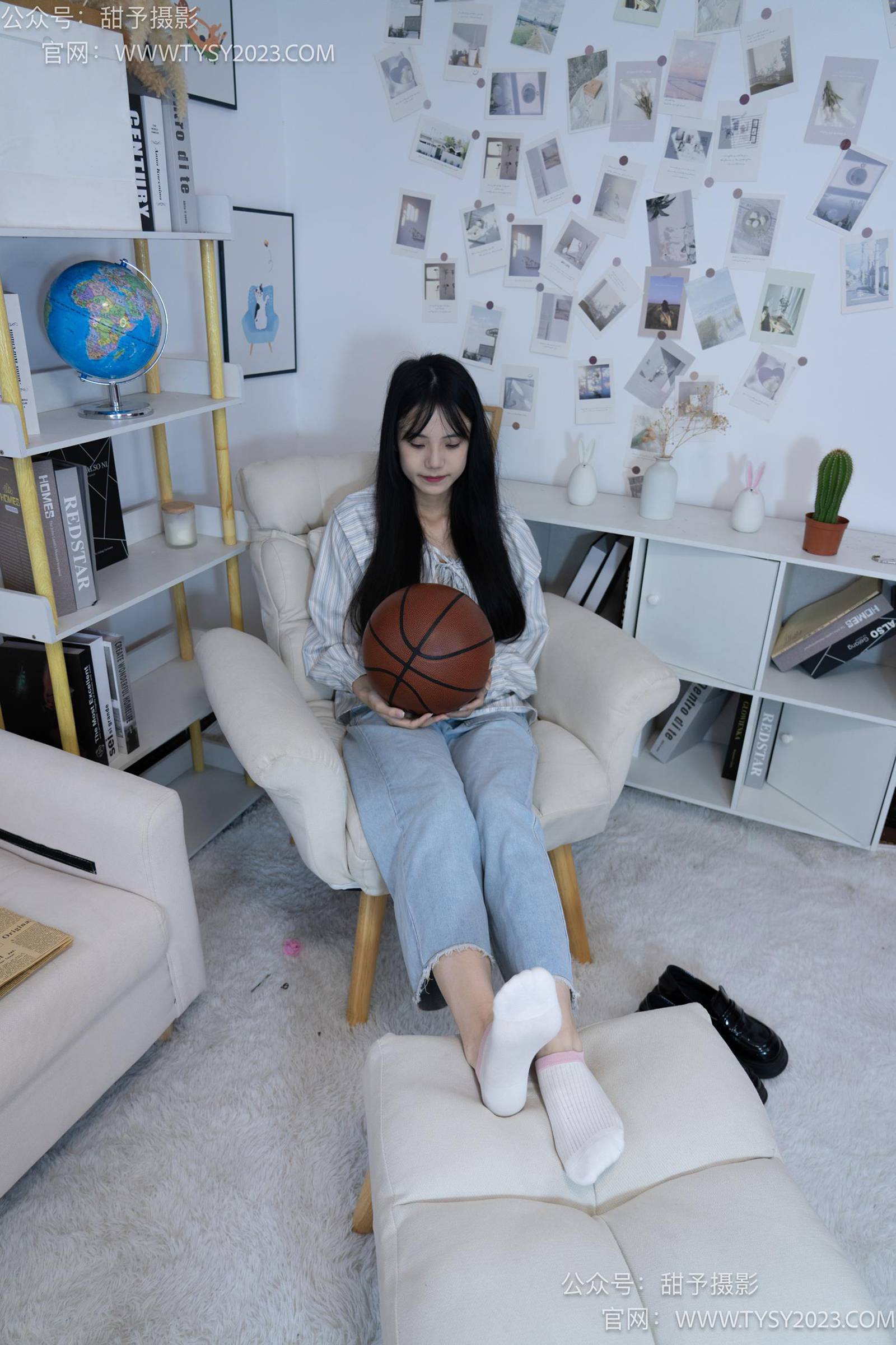 图片[48]-甜予摄影 NO.028 胡桃-皮鞋、白棉袜、裸足[124P] – 速更版-美库