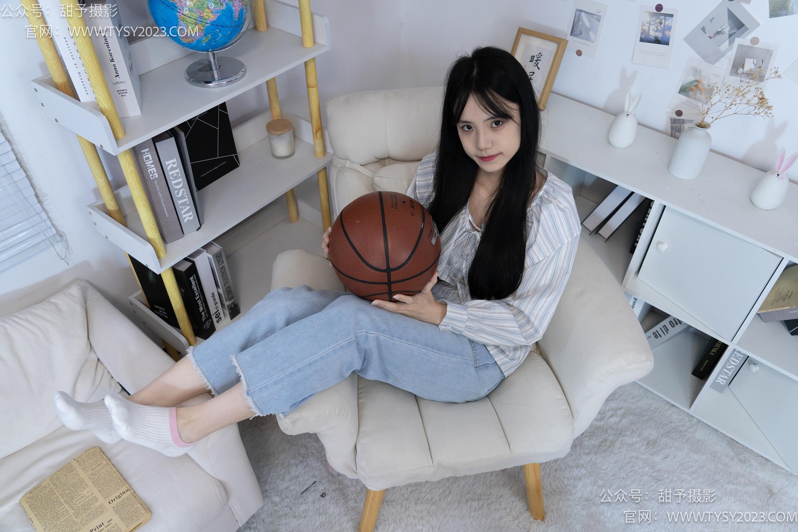 图片[67]-甜予摄影 NO.028 胡桃-皮鞋、白棉袜、裸足[124P] – 速更版-美库