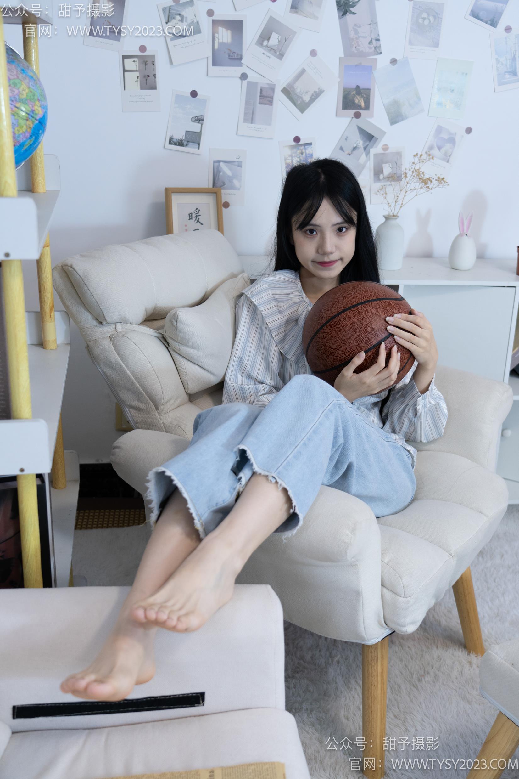 图片[92]-甜予摄影 NO.028 胡桃-皮鞋、白棉袜、裸足[124P] – 速更版-美库