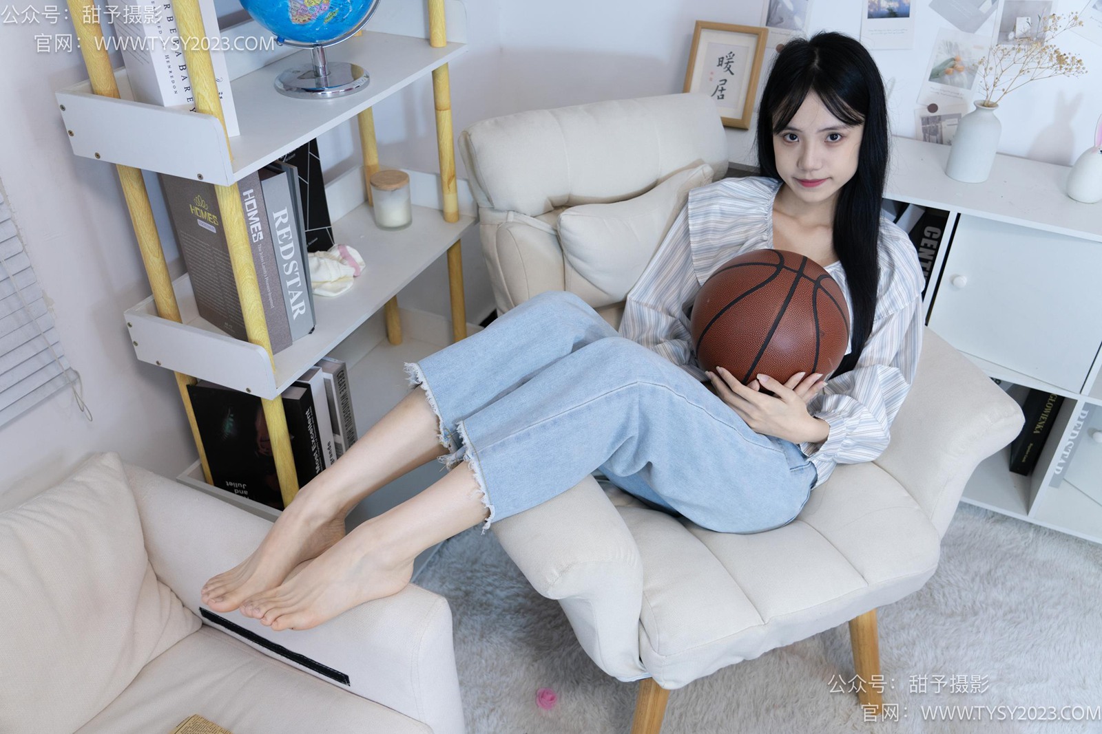 图片[101]-甜予摄影 NO.028 胡桃-皮鞋、白棉袜、裸足[124P] – 速更版-美库