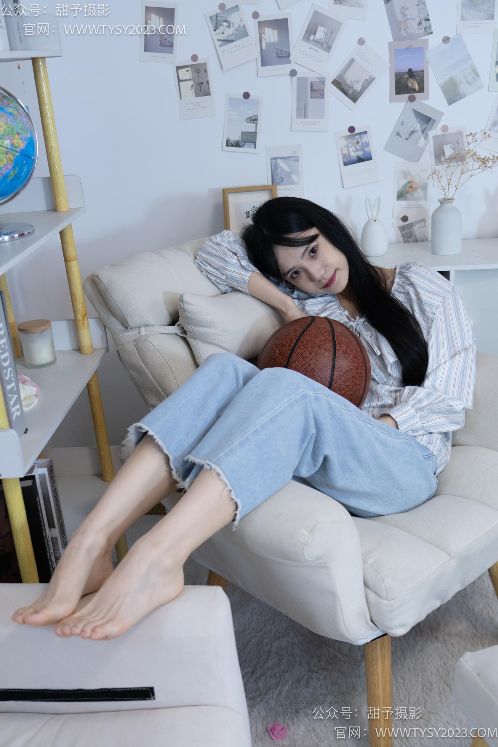 图片[104]-甜予摄影 NO.028 胡桃-皮鞋、白棉袜、裸足[124P] – 速更版-美库