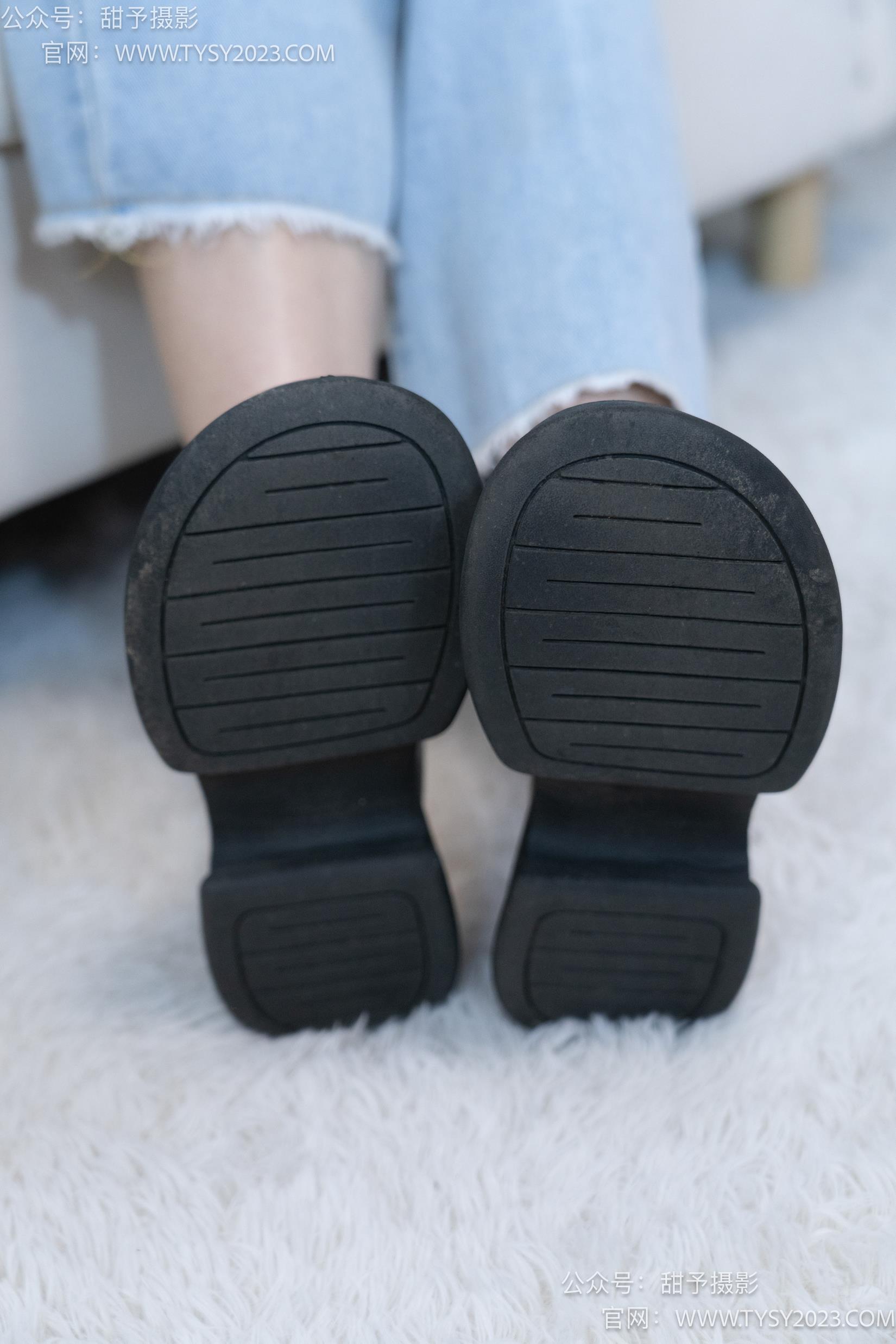 图片[122]-甜予摄影 NO.028 胡桃-皮鞋、白棉袜、裸足[124P] – 速更版-美库