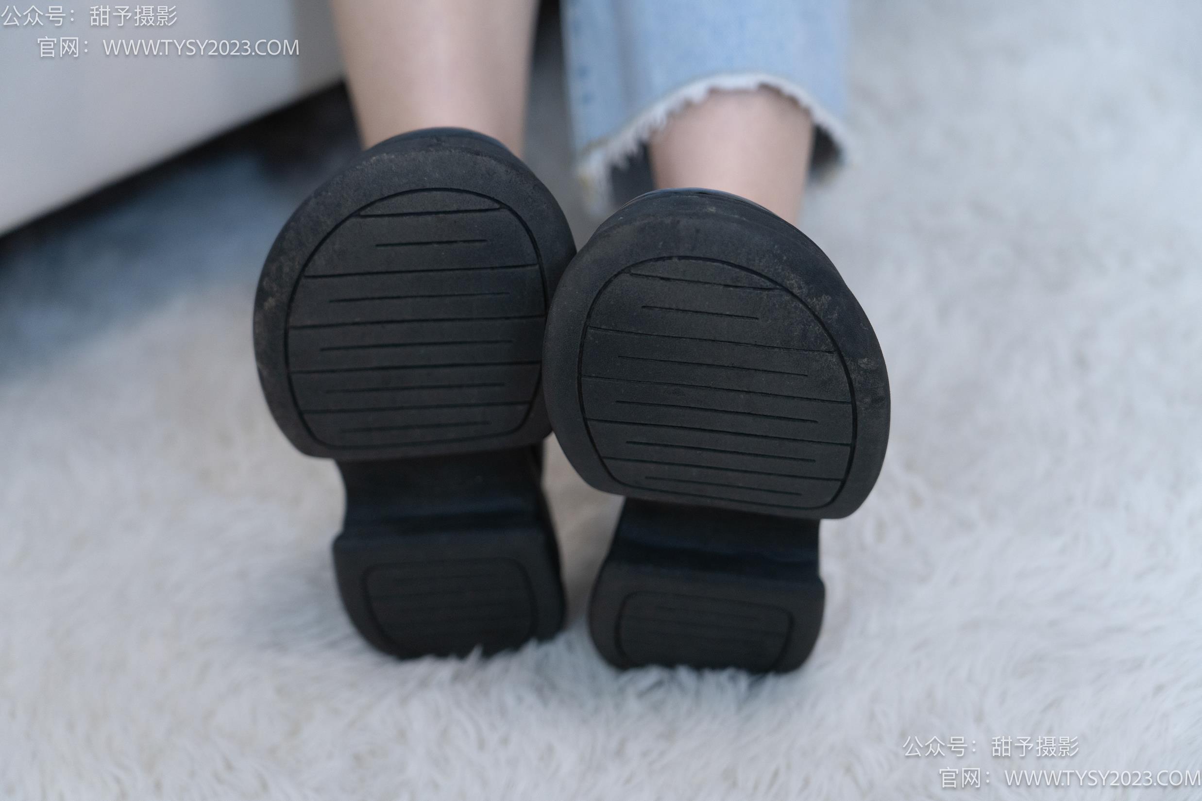 图片[124]-甜予摄影 NO.028 胡桃-皮鞋、白棉袜、裸足[124P] – 速更版-美库