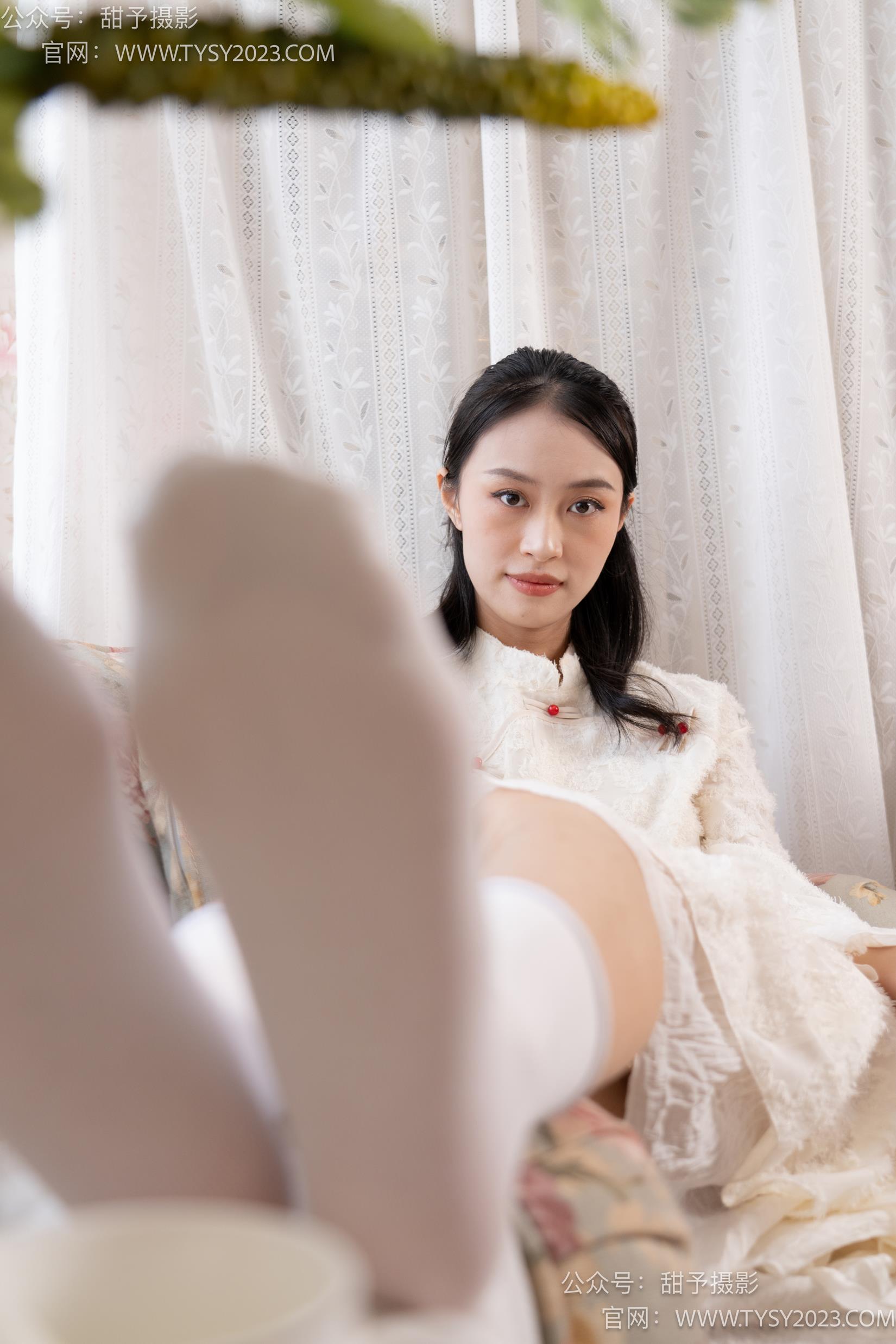 图片[47]-甜予摄影 NO.029 肉肉-高跟鞋、白棉袜、裸足[127P] – 速更版-美库