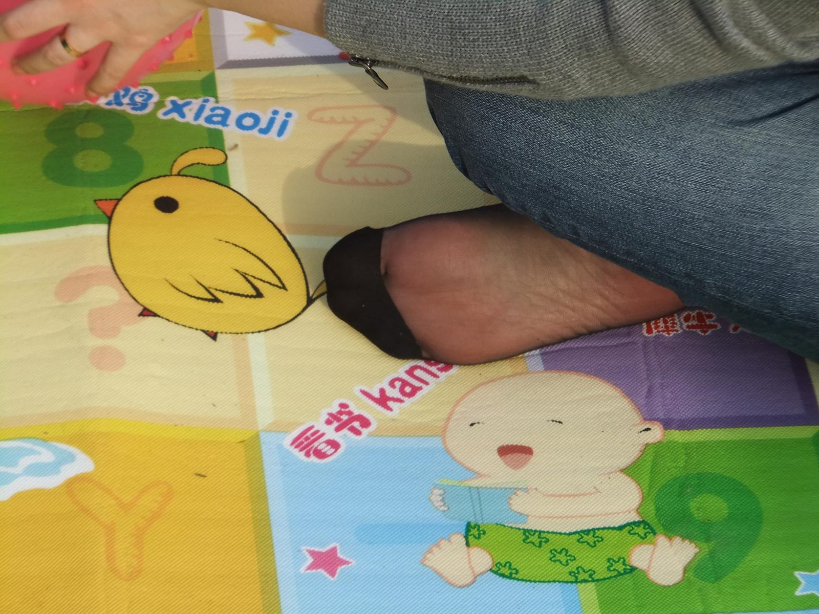 图片[17]-自由摄影 No.264 气质少父草地抓拍 [84P] – 速更版-美库