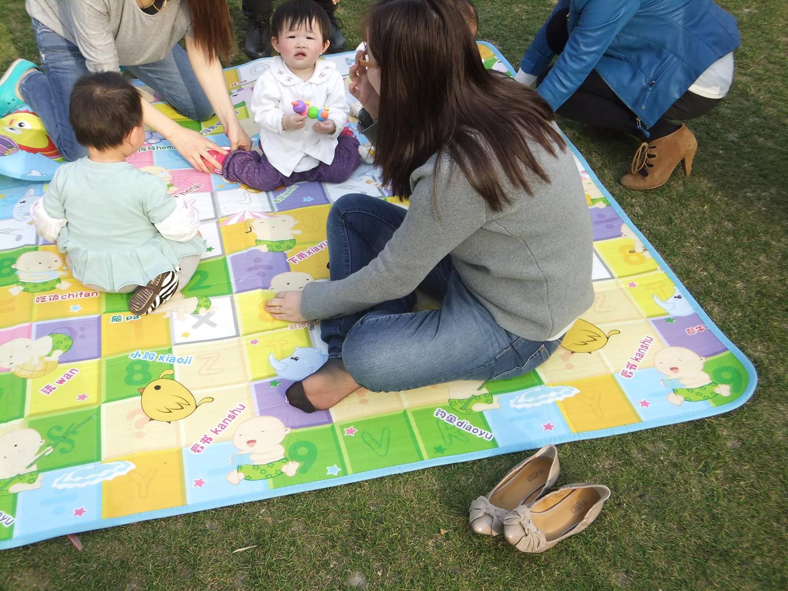 图片[58]-自由摄影 No.264 气质少父草地抓拍 [84P] – 速更版-美库