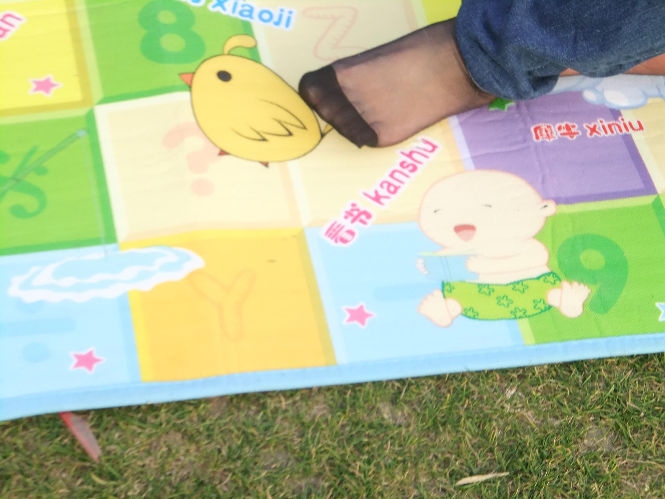 图片[65]-自由摄影 No.264 气质少父草地抓拍 [84P] – 速更版-美库