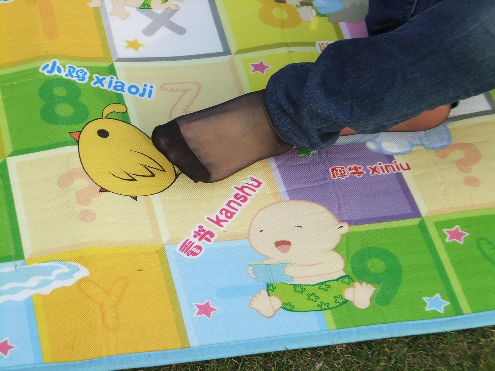 图片[66]-自由摄影 No.264 气质少父草地抓拍 [84P] – 速更版-美库