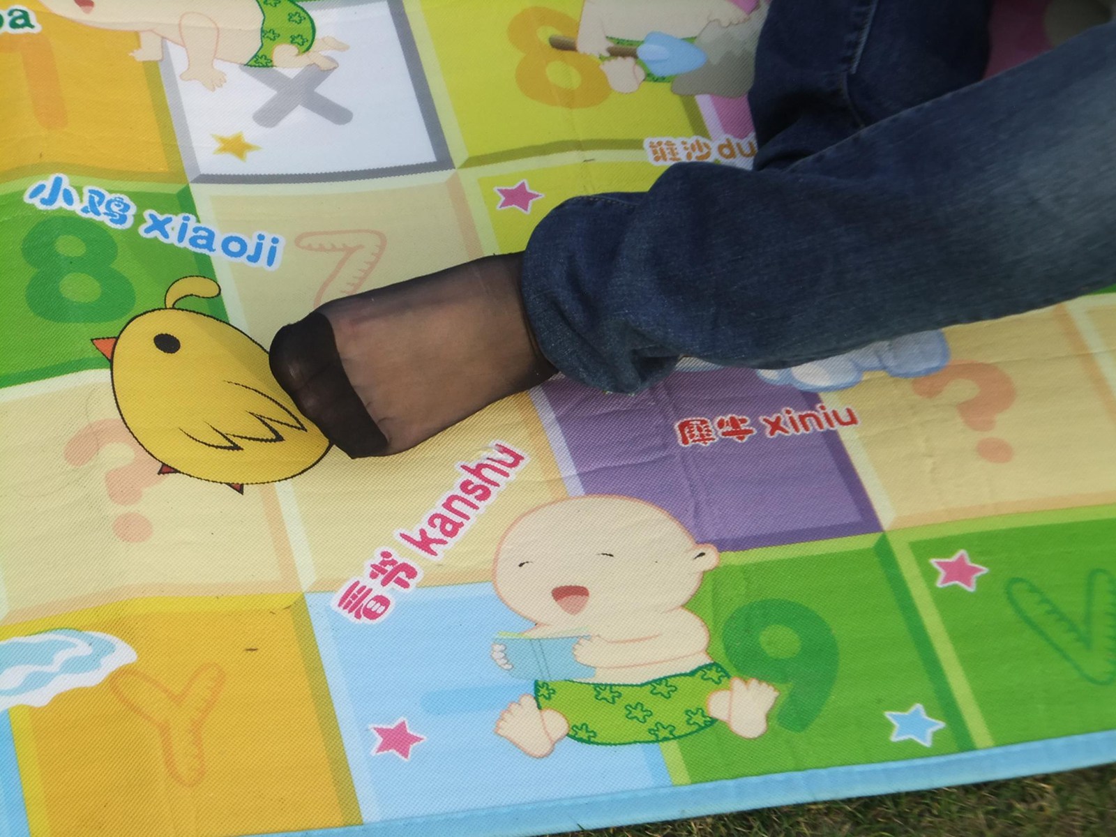 图片[67]-自由摄影 No.264 气质少父草地抓拍 [84P] – 速更版-美库