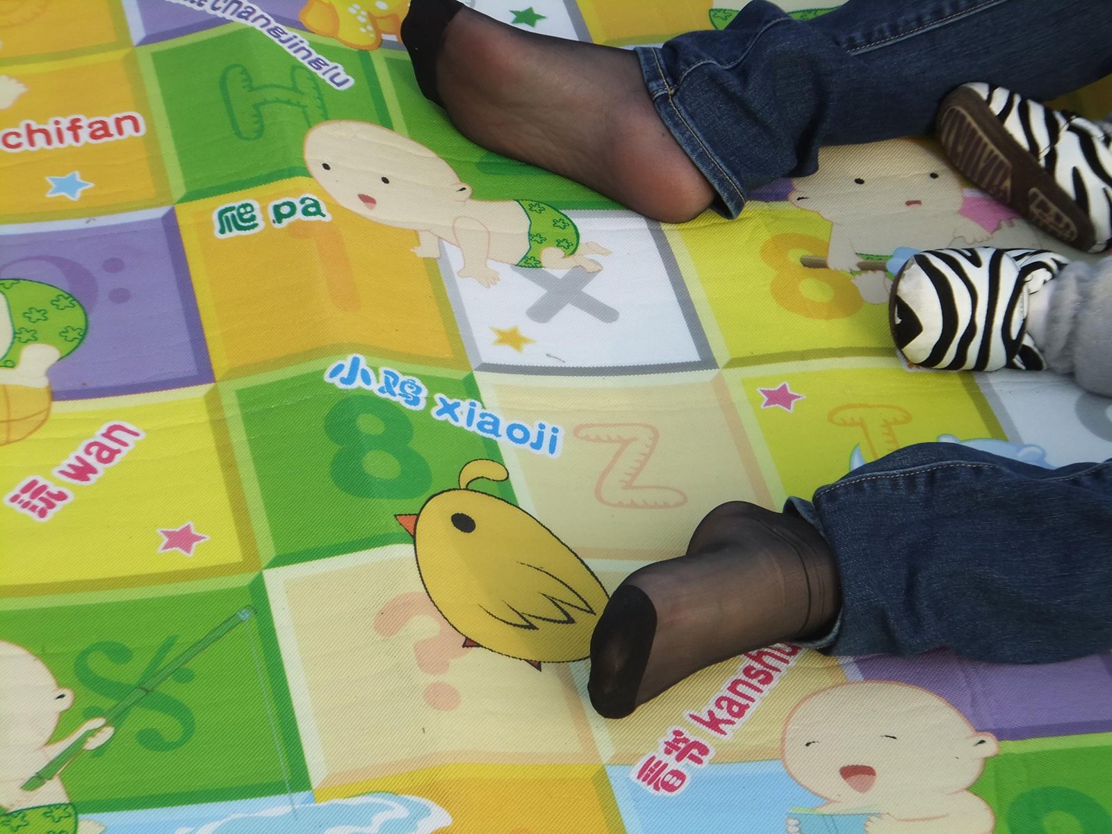 图片[73]-自由摄影 No.264 气质少父草地抓拍 [84P] – 速更版-美库