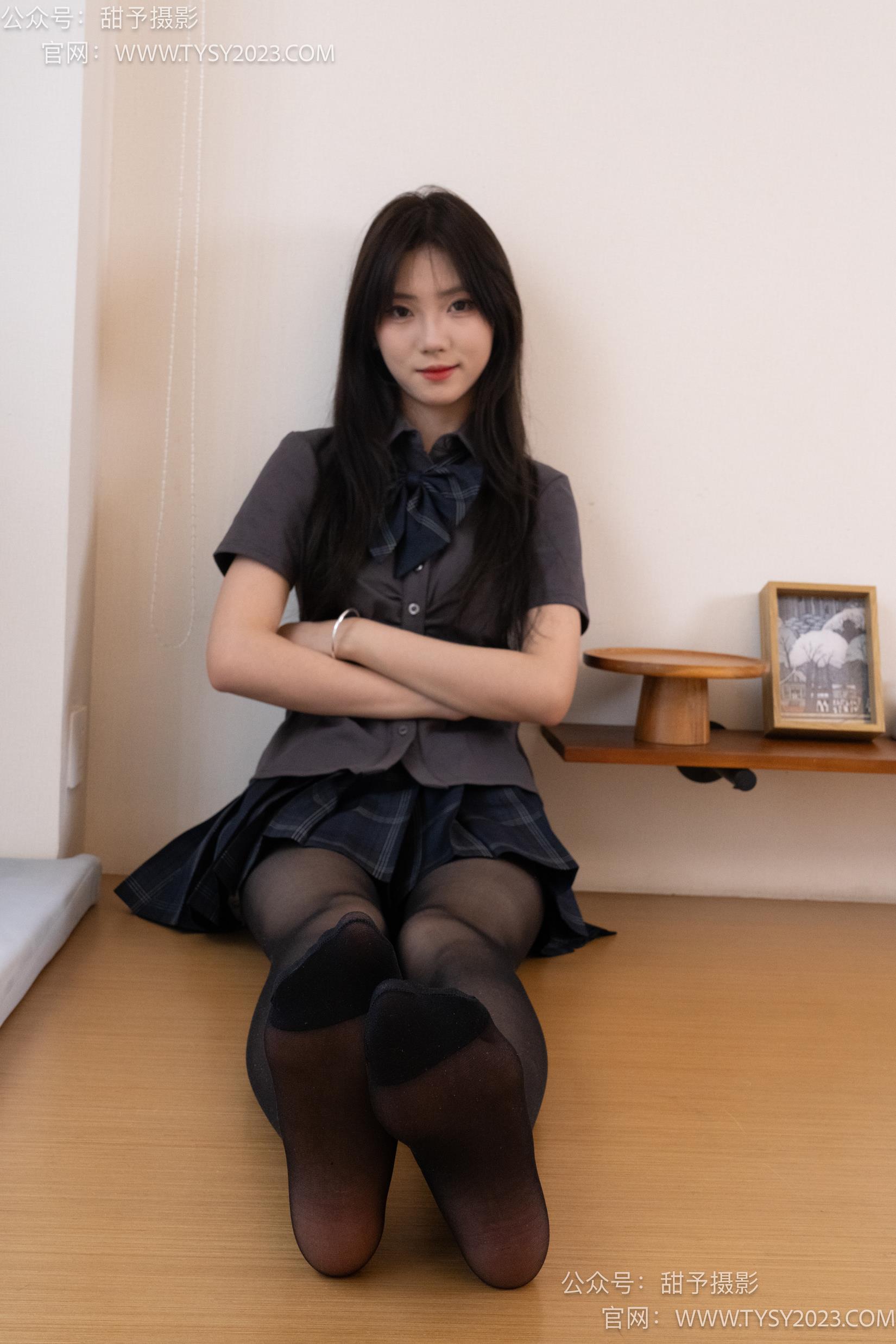 图片[97]-甜予摄影 NO.030 璇璇-皮鞋、黑丝、裸足[122P] – 速更版-美库