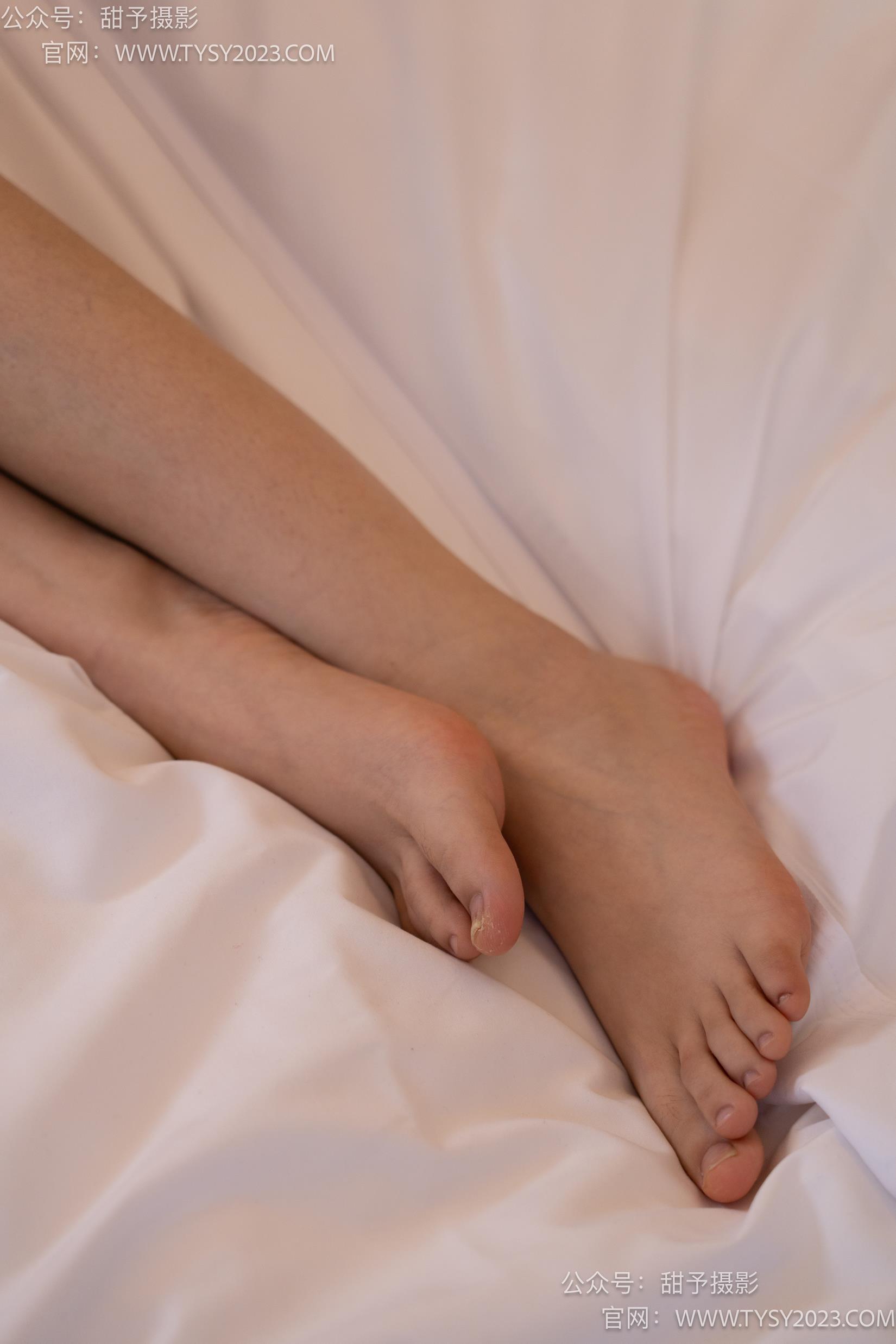 图片[105]-甜予摄影 NO.030 璇璇-皮鞋、黑丝、裸足[122P] – 速更版-美库