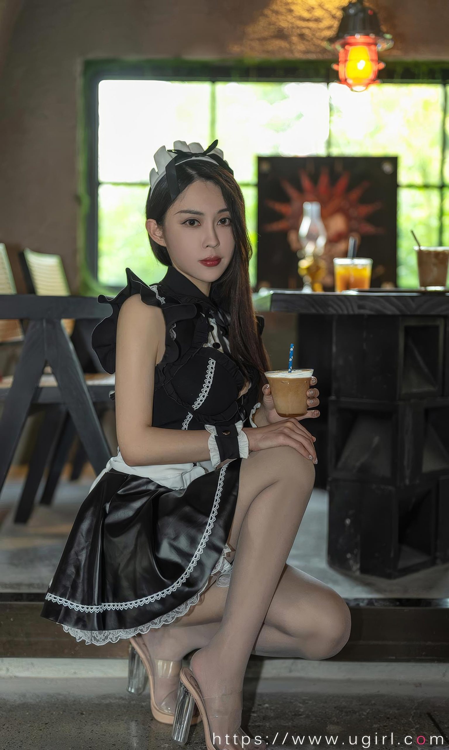 图片[32]-[爱尤物]2024 NO.2879 眼里的星星 atasha[35P] – 速更版-美库