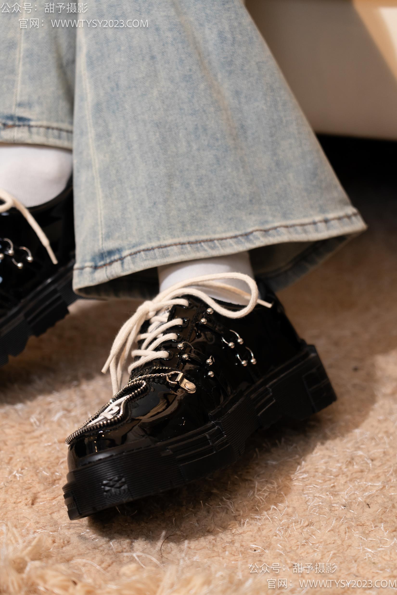 图片[21]-甜予摄影 NO.031 小野-皮鞋、白棉袜、油量灰丝[129P] – 速更版-美库