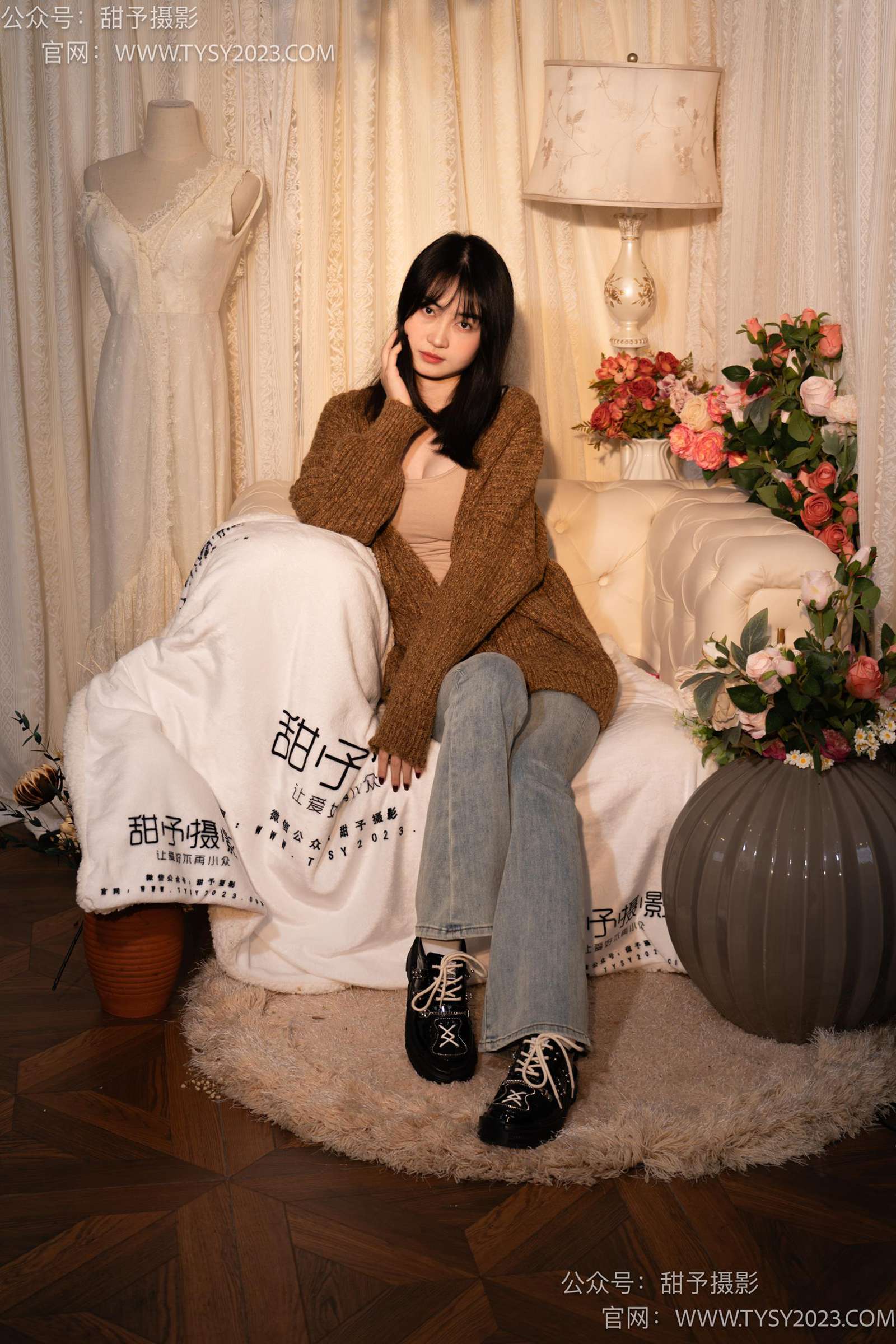 图片[30]-甜予摄影 NO.031 小野-皮鞋、白棉袜、油量灰丝[129P] – 速更版-美库