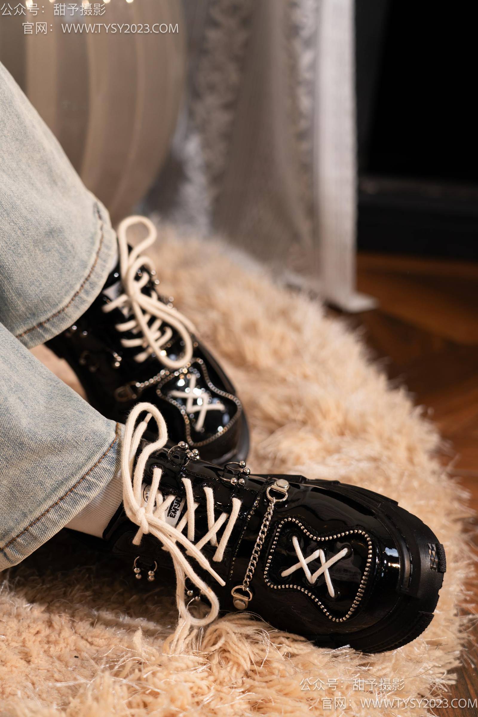 图片[44]-甜予摄影 NO.031 小野-皮鞋、白棉袜、油量灰丝[129P] – 速更版-美库